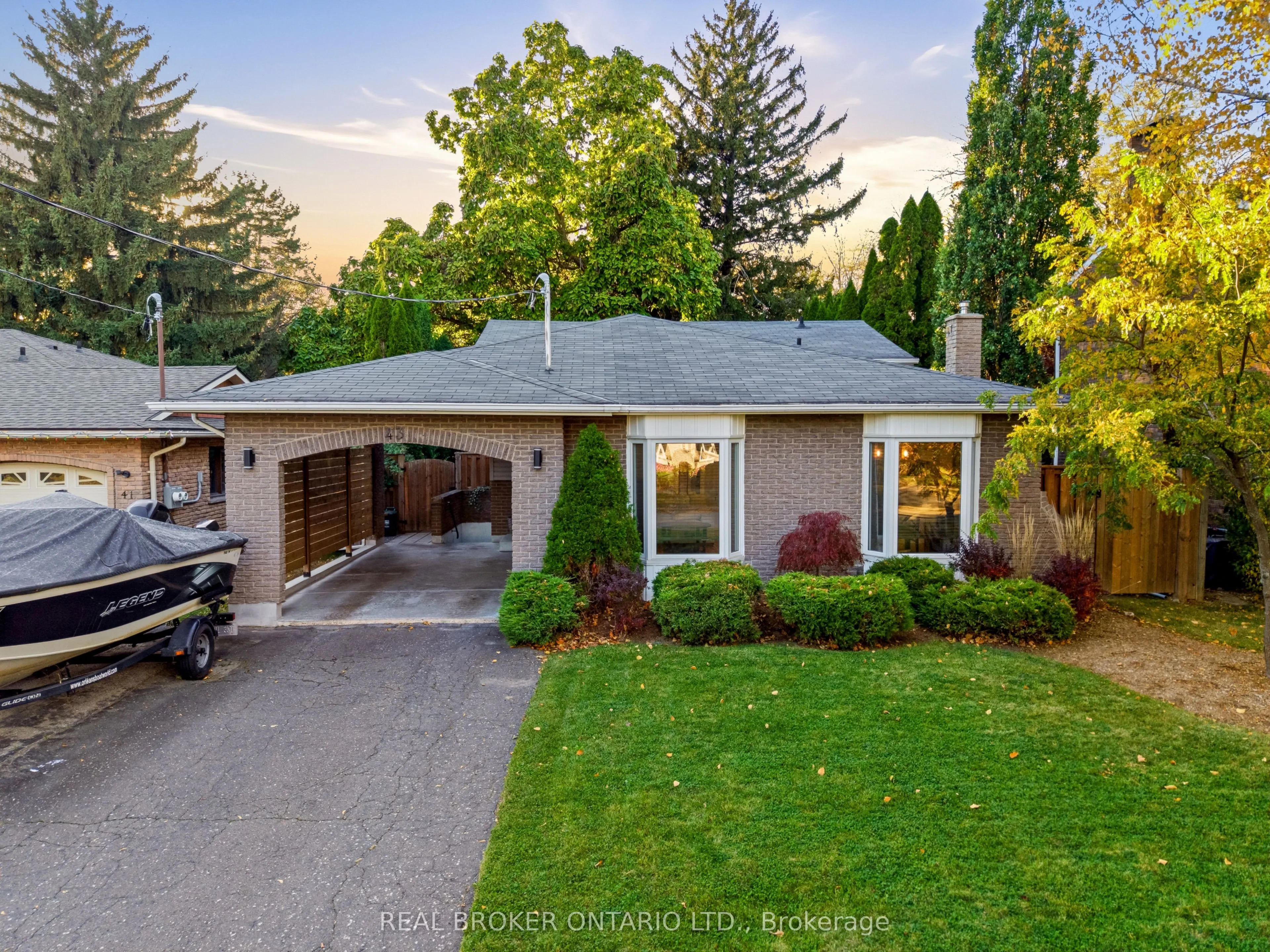 43 Shoreline Drive