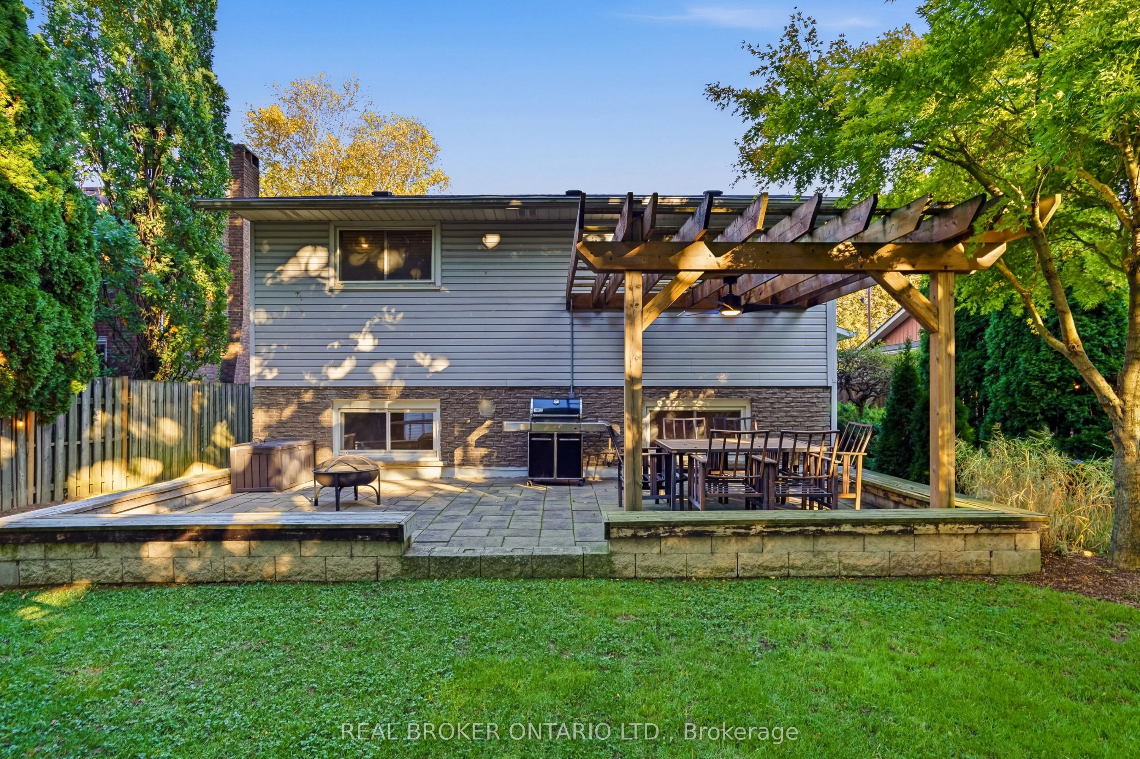 43 Shoreline Drive