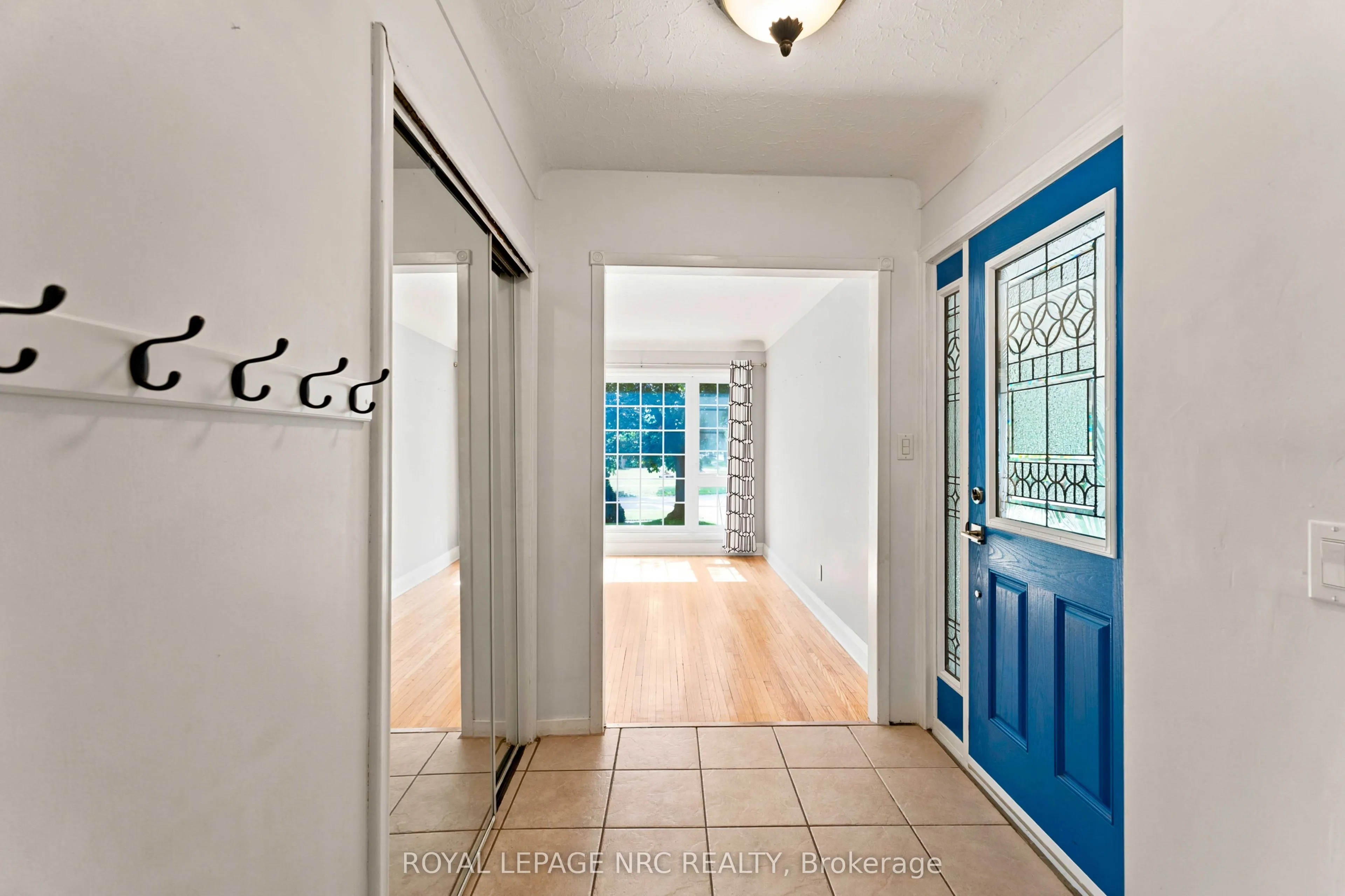 45 Woodcroft Crescent
