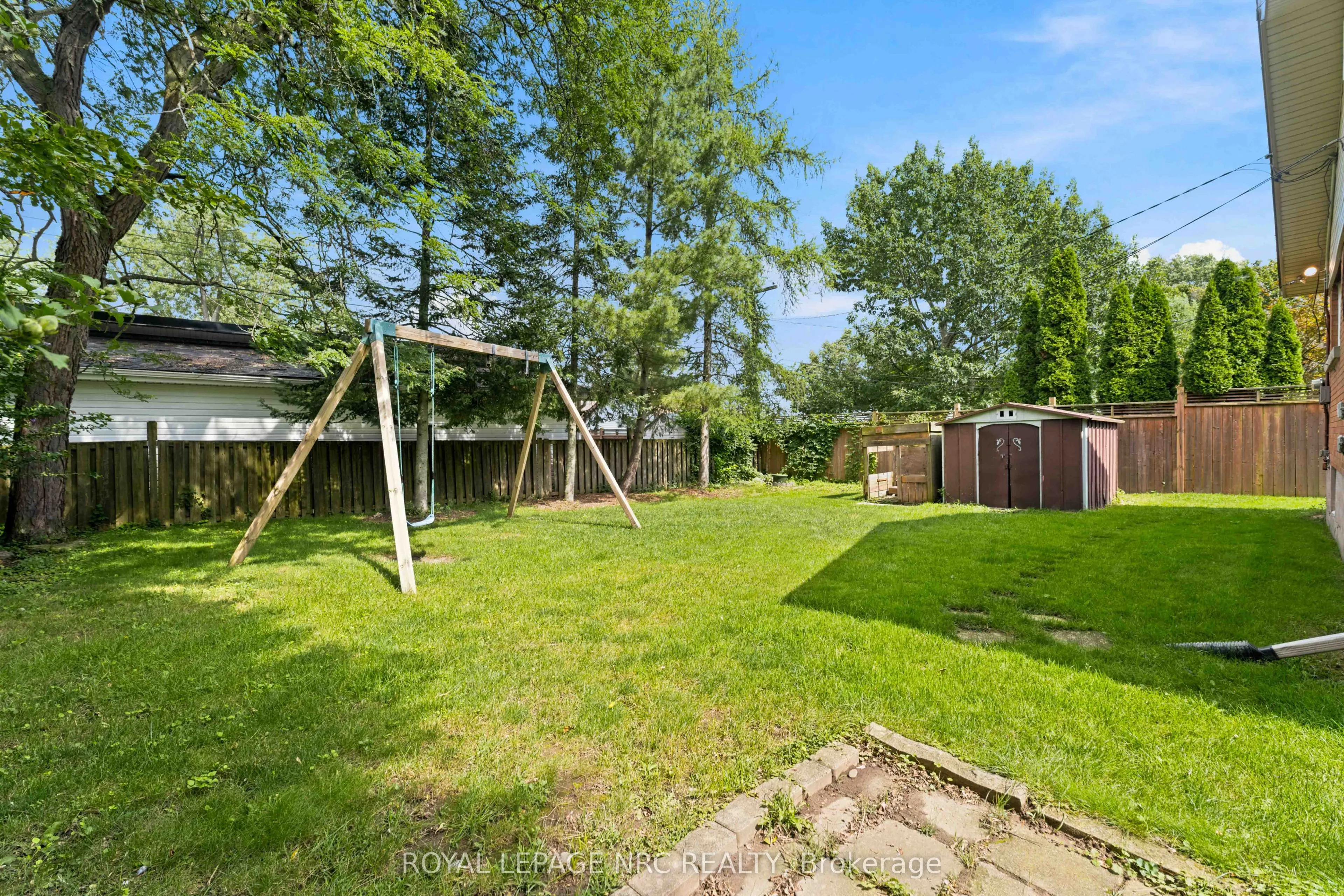 45 Woodcroft Crescent