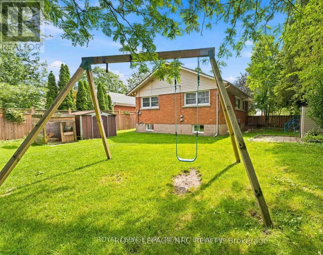 45 Woodcroft Crescent