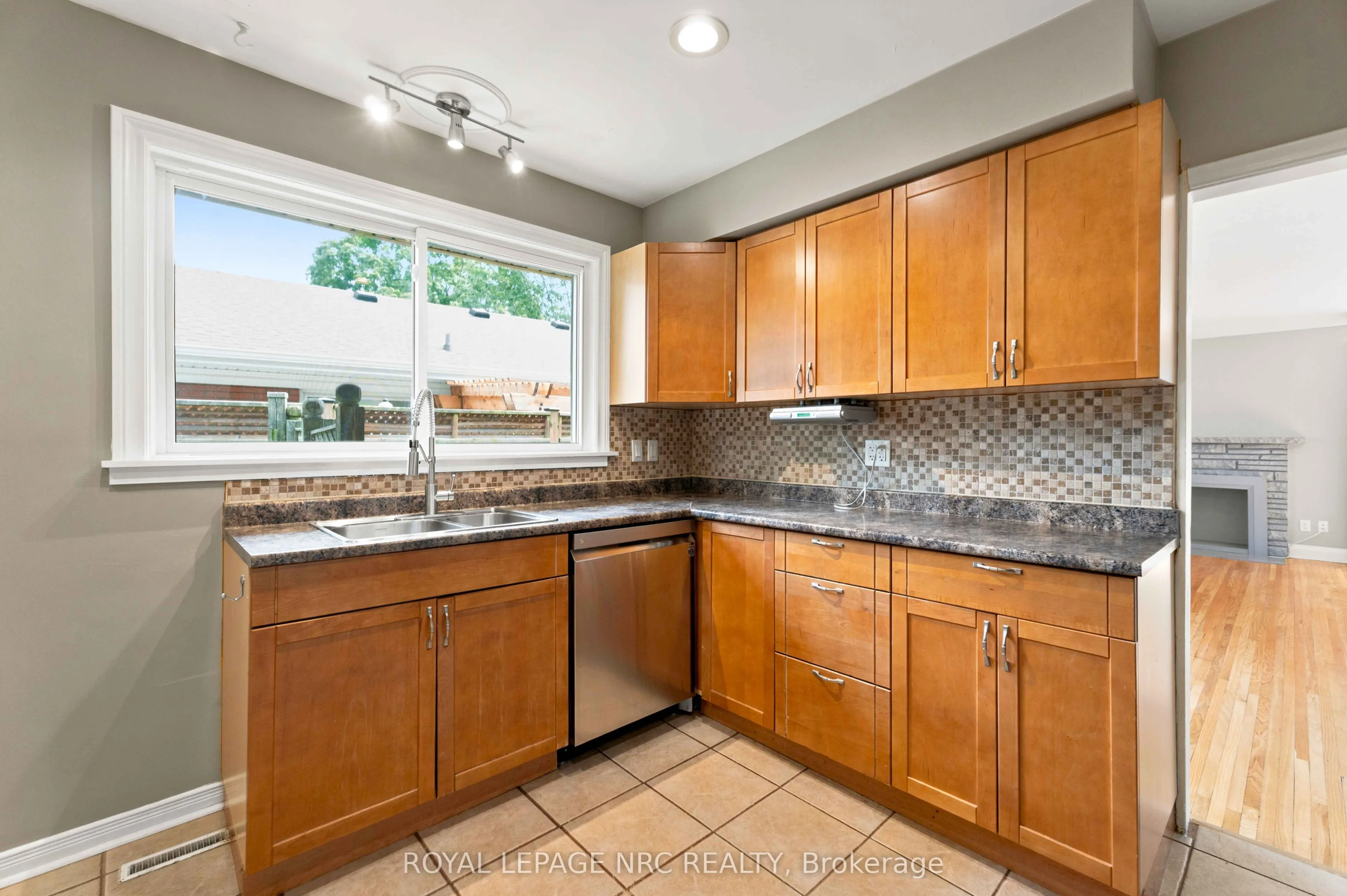 45 Woodcroft Crescent