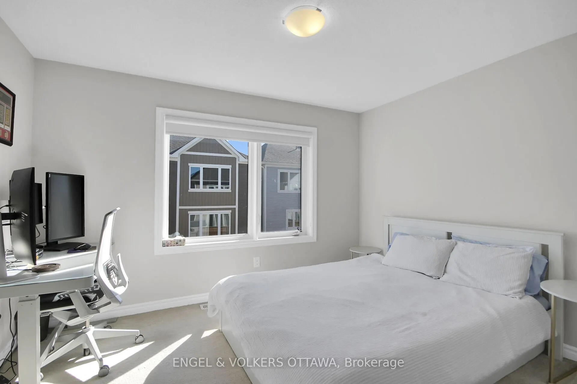 510 Sturnidae Street