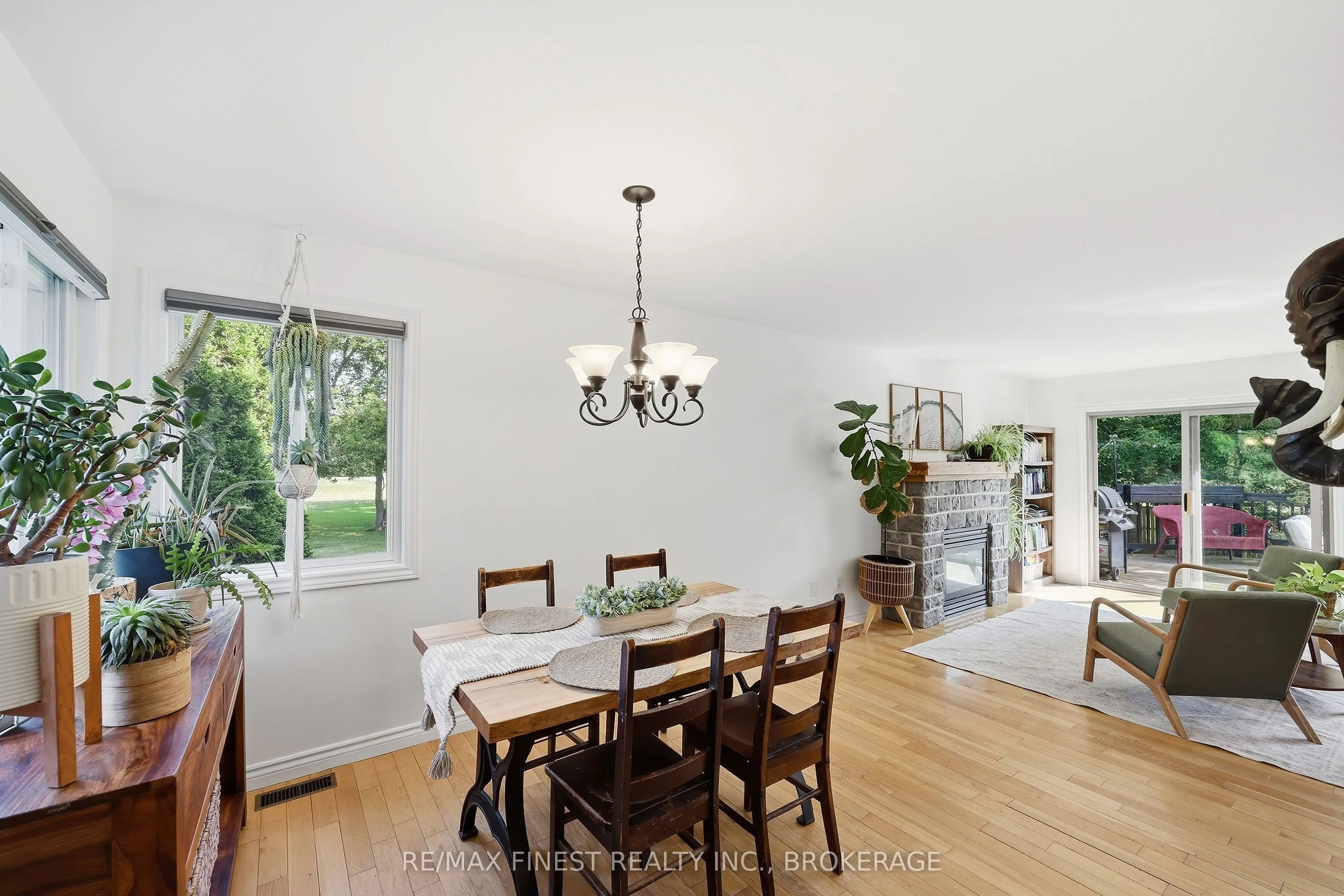 4404 Ashwood Drive