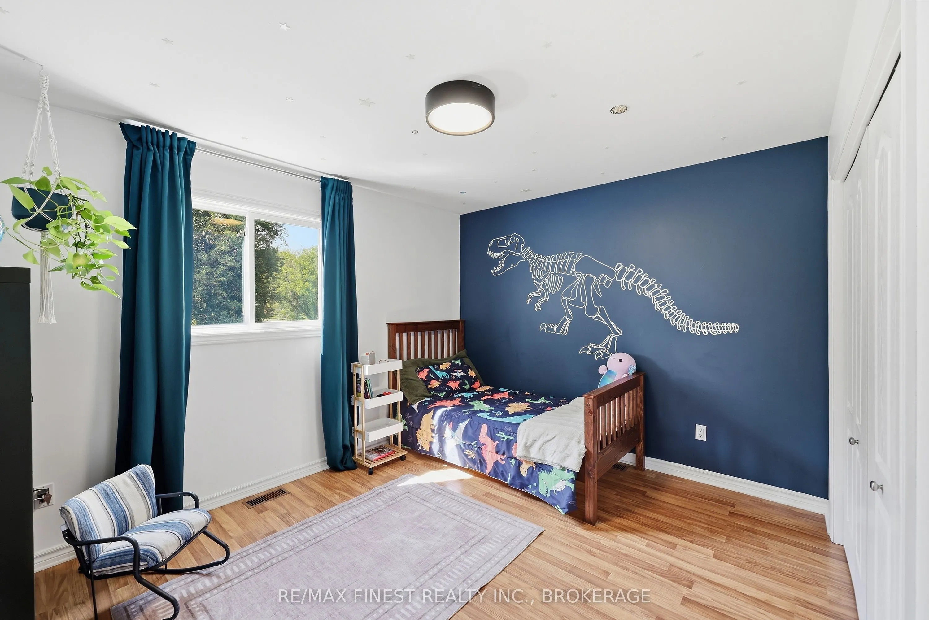4404 Ashwood Drive
