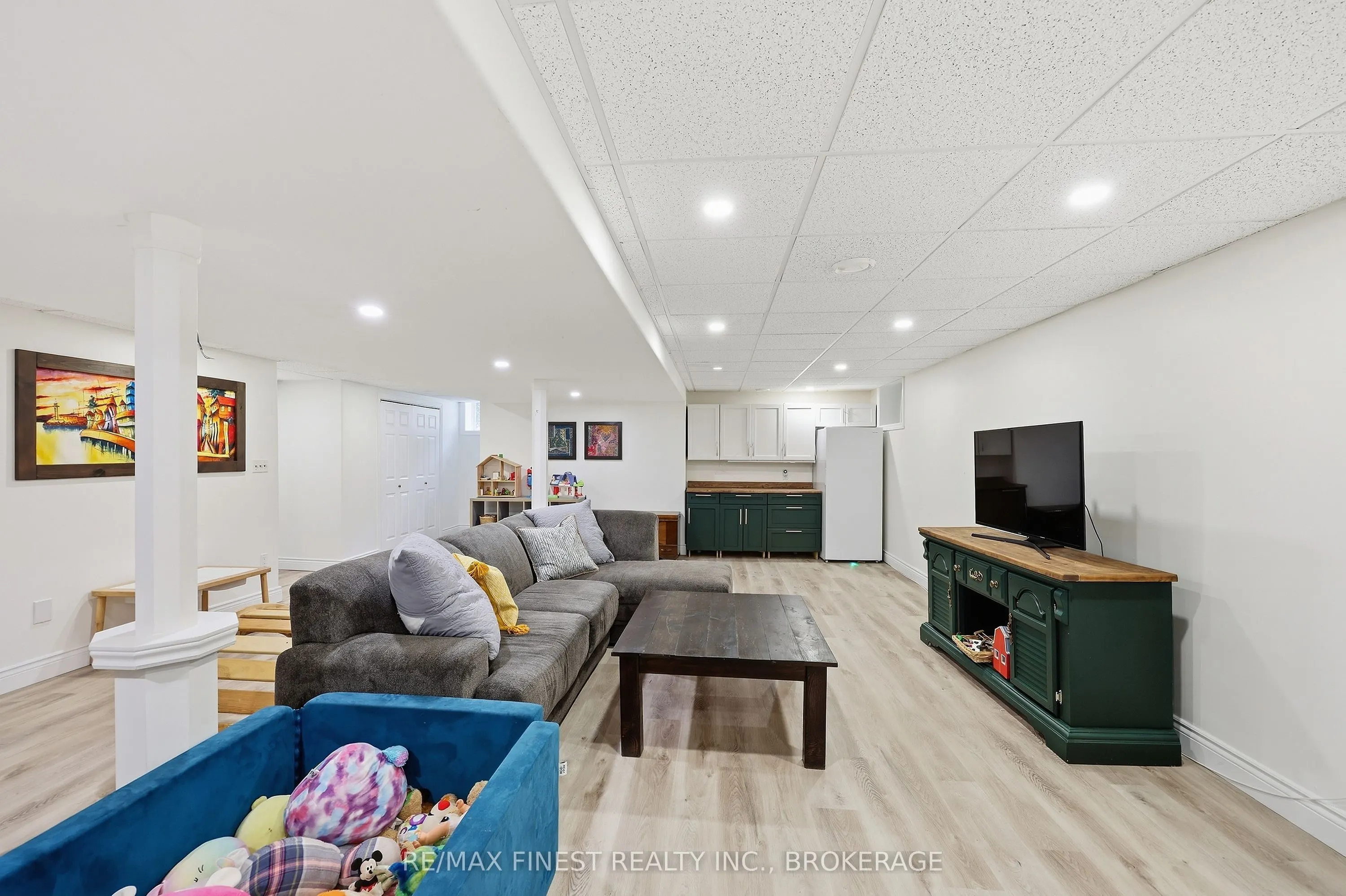 4404 Ashwood Drive