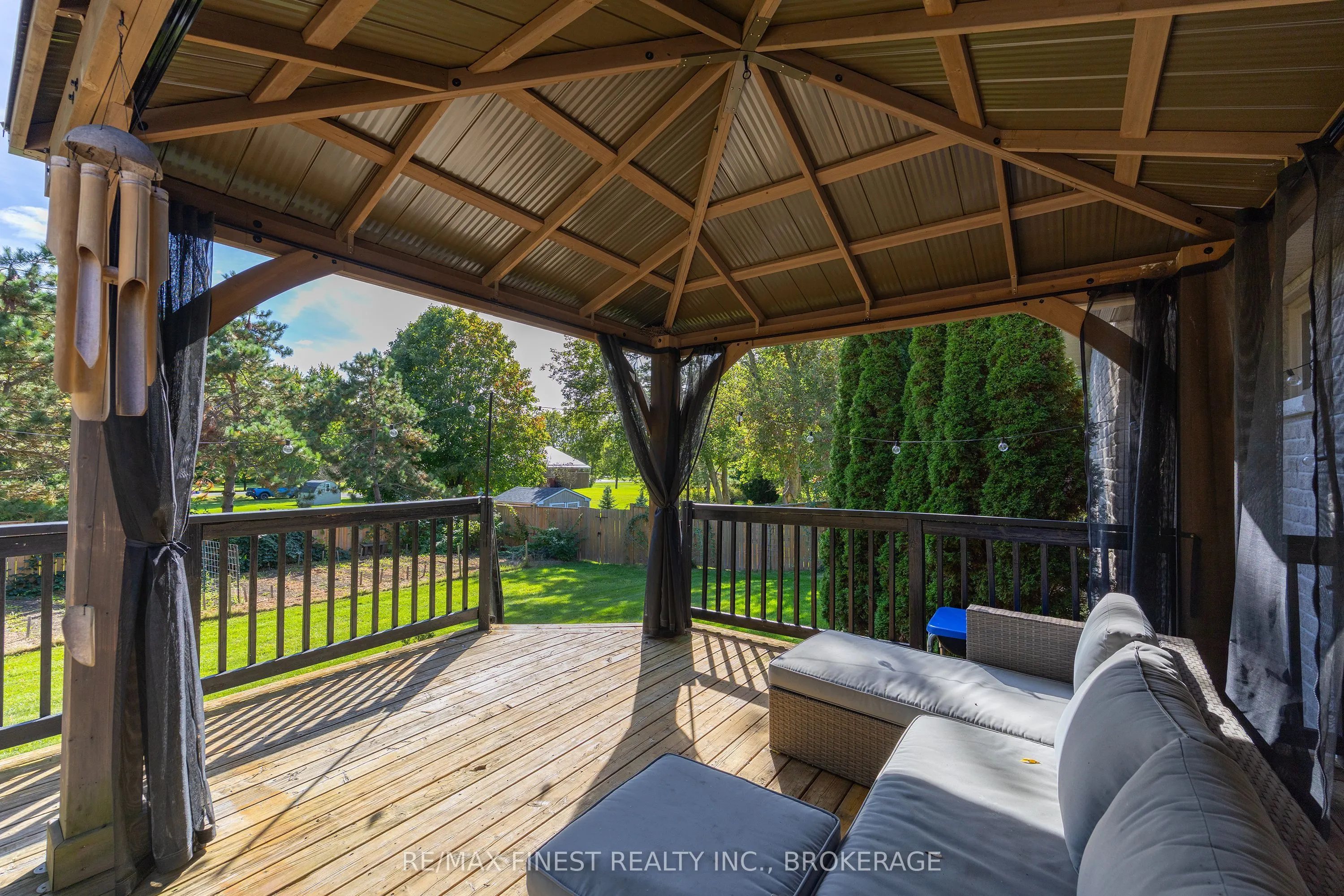 4404 Ashwood Drive