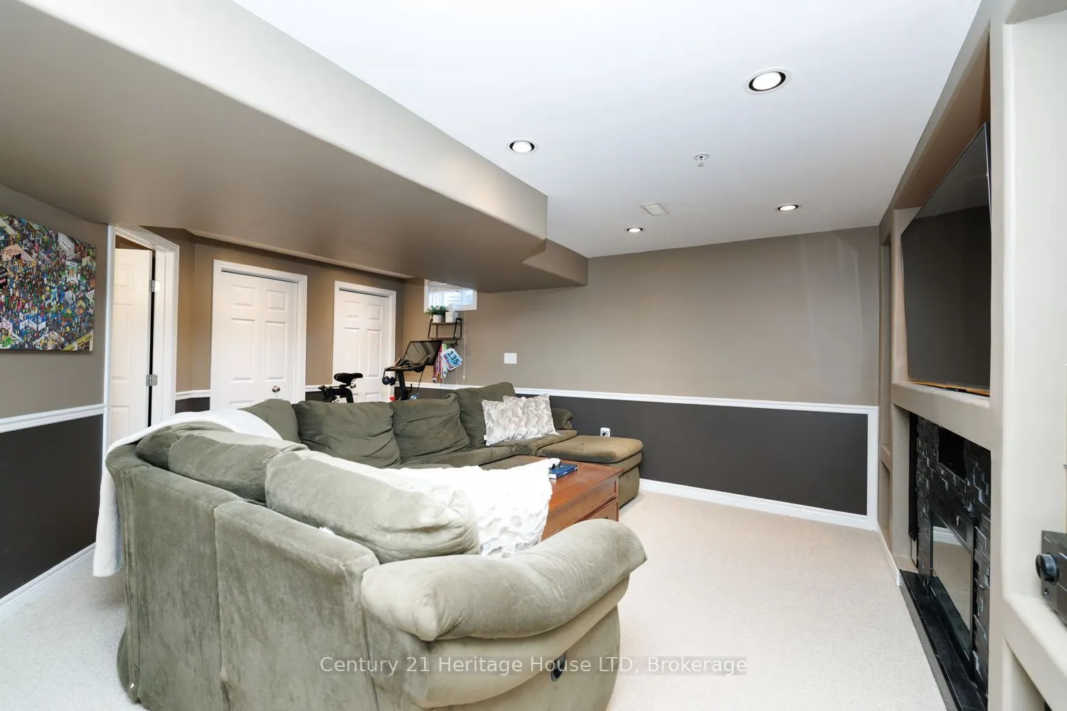 29 Bluegrass Crescent
