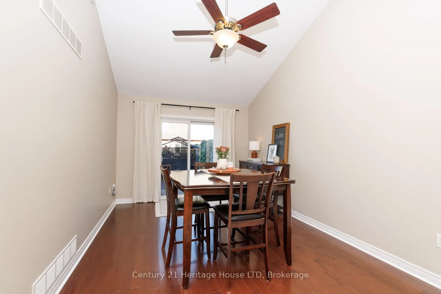 29 Bluegrass Crescent
