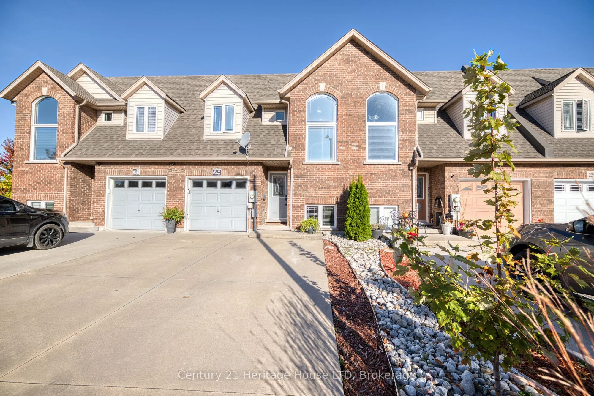 29 Bluegrass Crescent