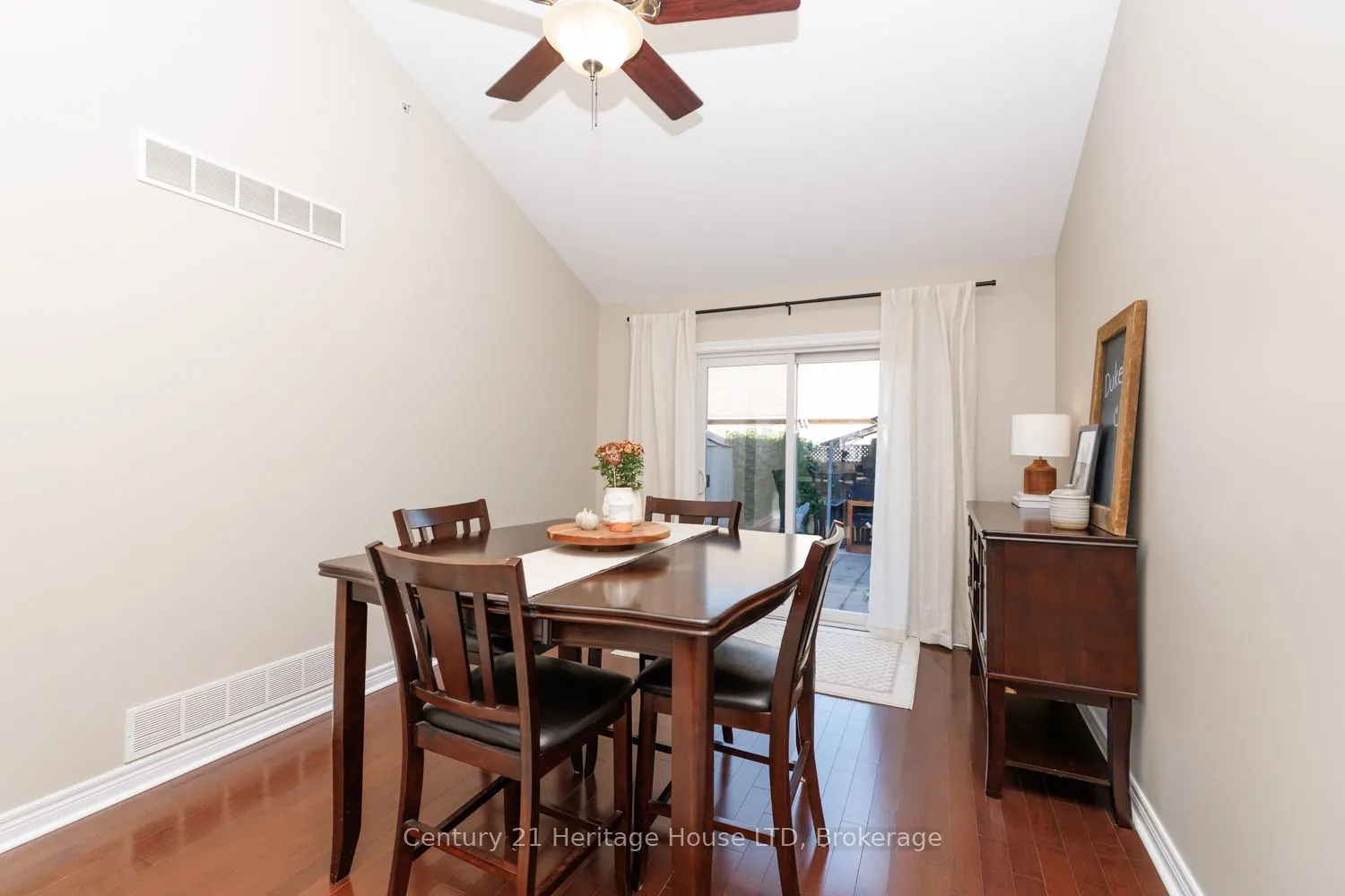29 Bluegrass Crescent