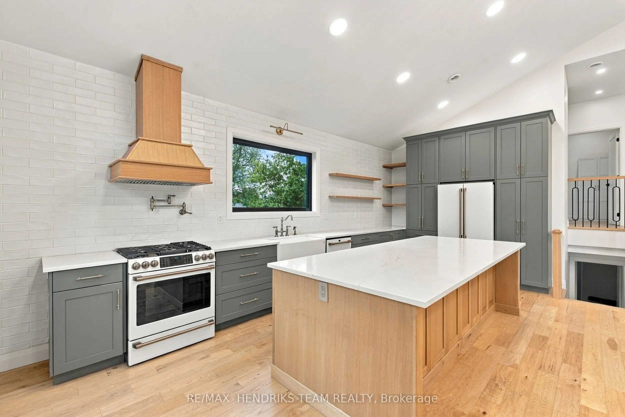 94 Bellingham Drive