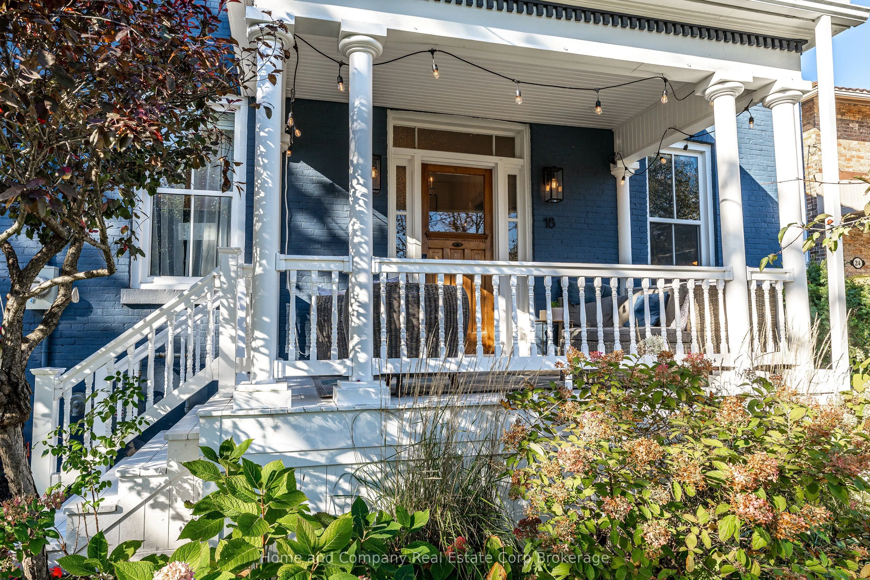 18 Robinson Street