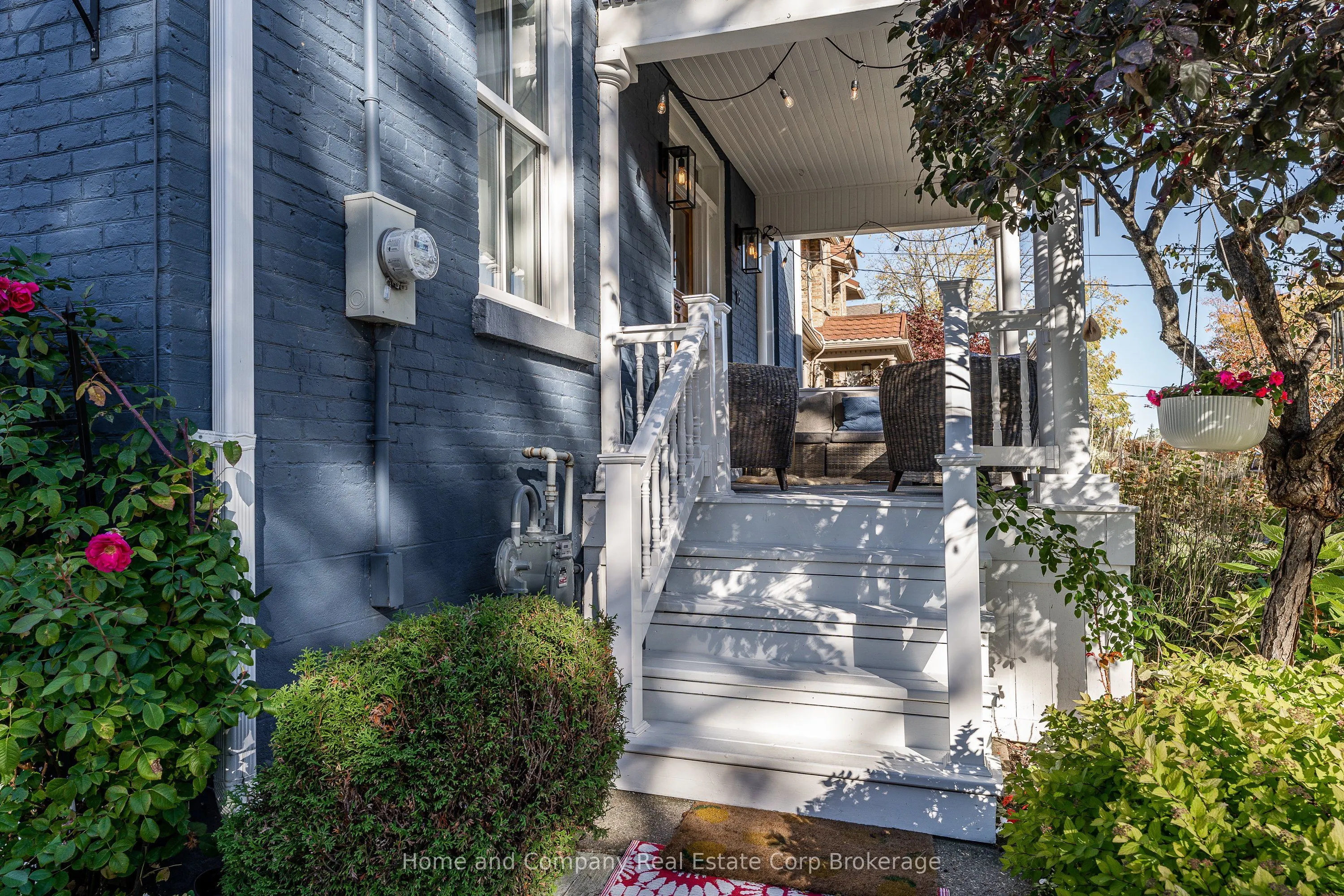 18 Robinson Street