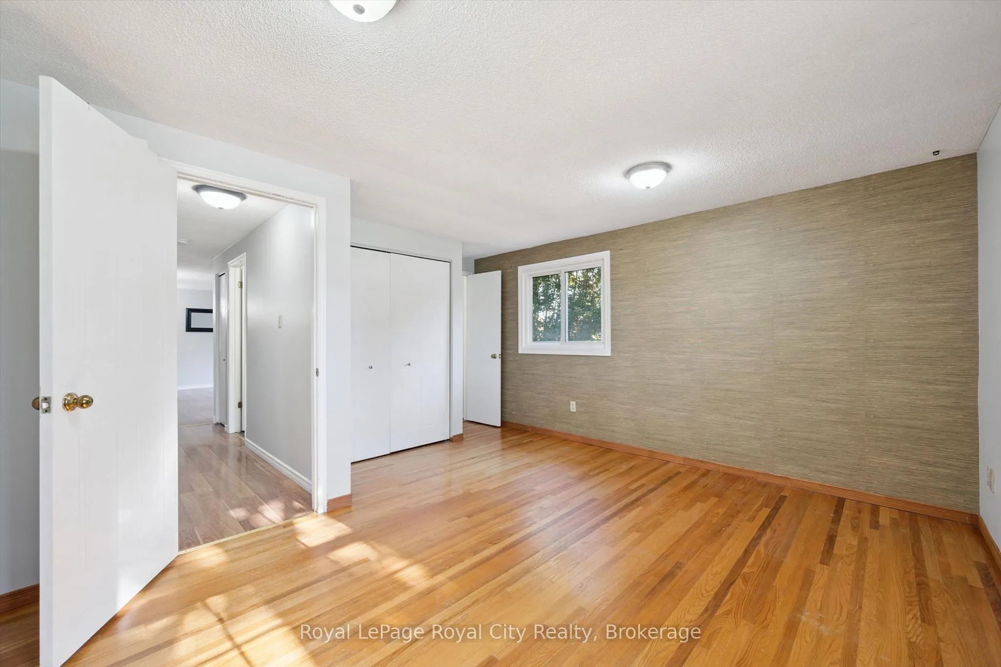 129 Victoria Road N #48