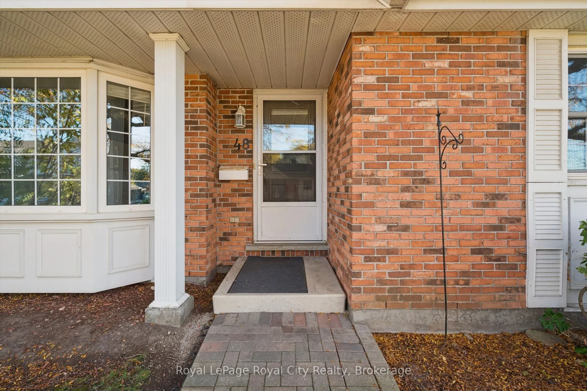 129 Victoria Road N #48