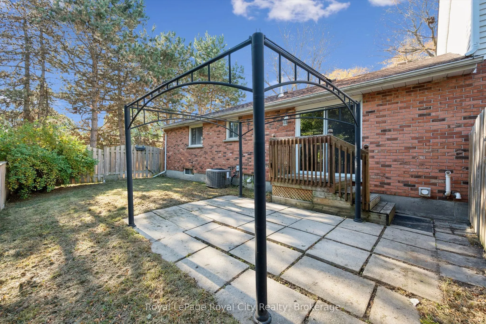 129 Victoria Road N #48