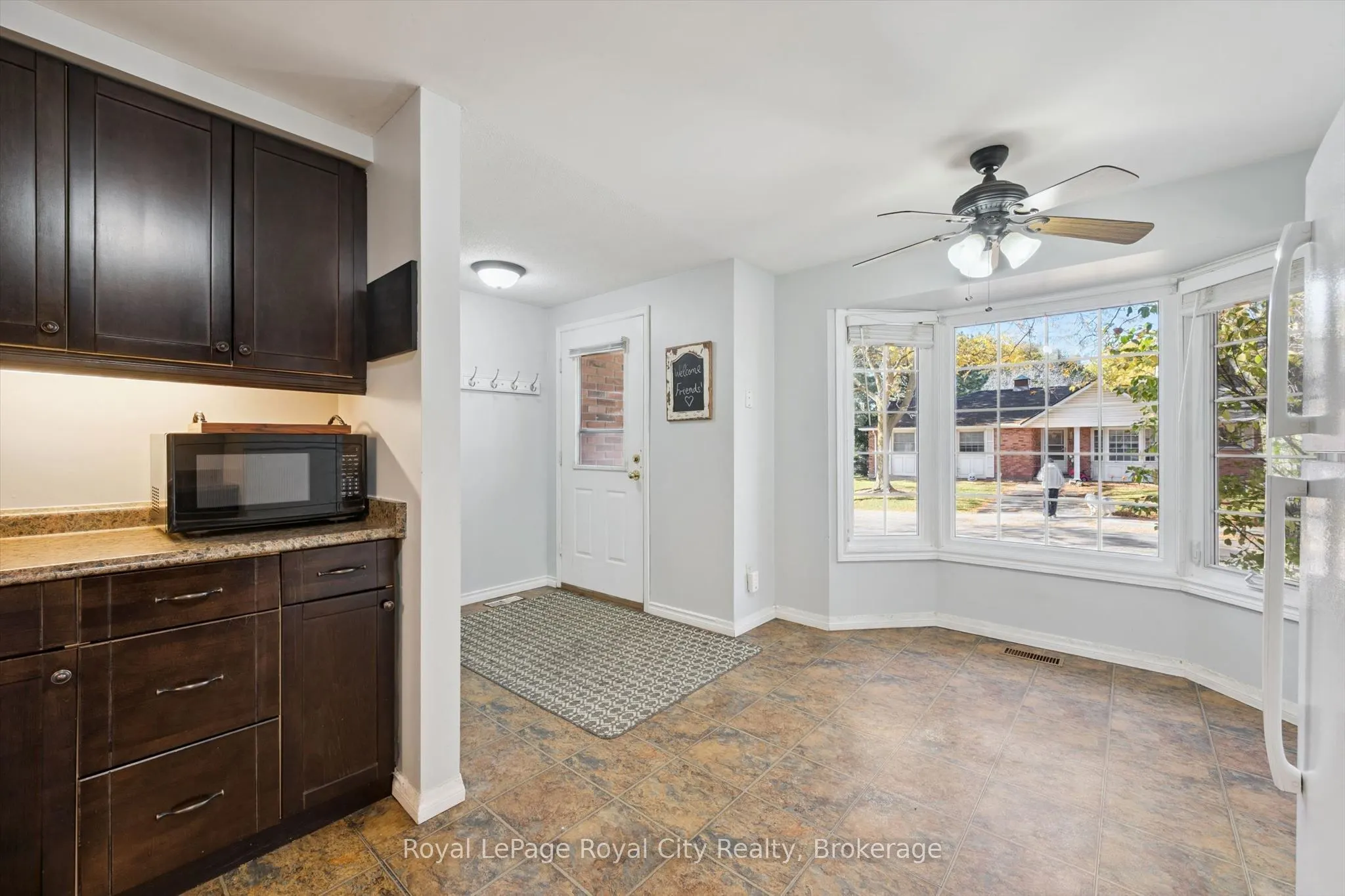 129 Victoria Road N #48