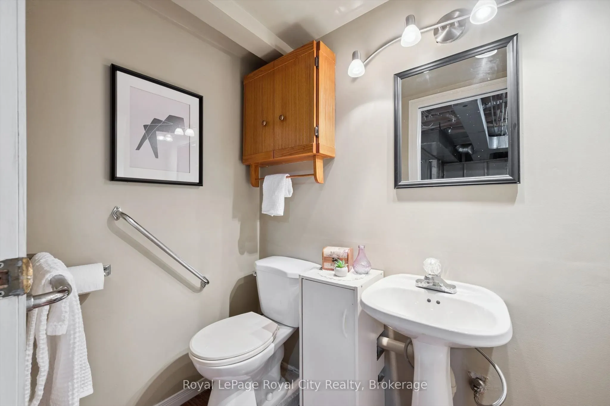 129 Victoria Road N #48