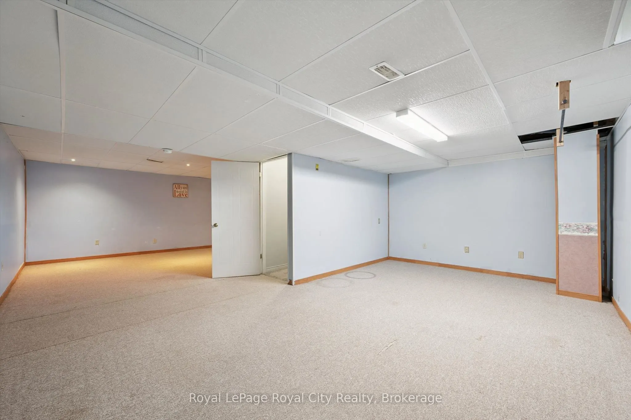 129 Victoria Road N #48