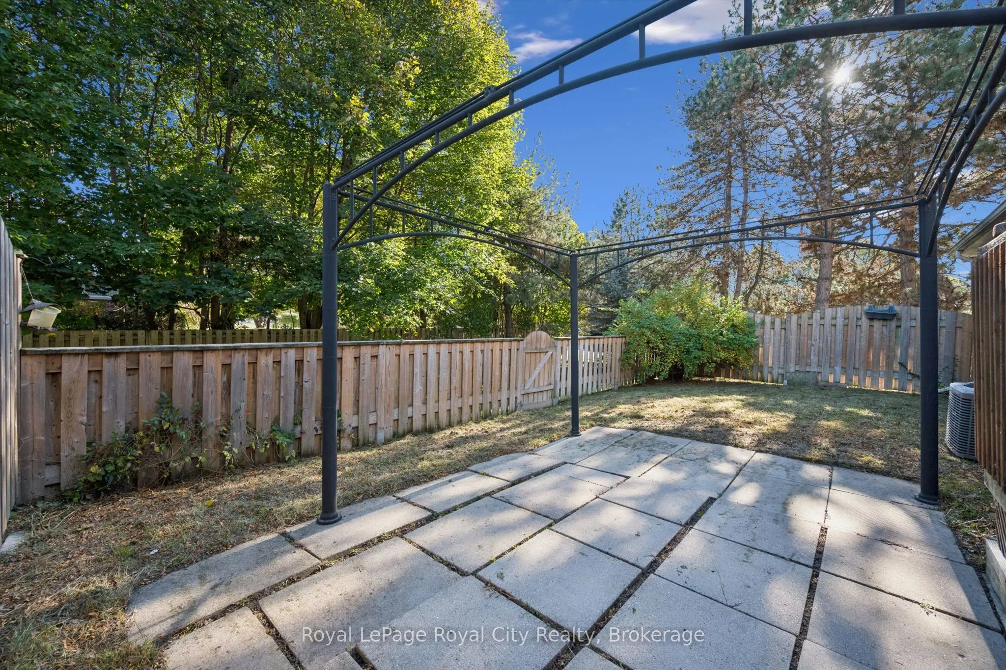 129 Victoria Road N #48