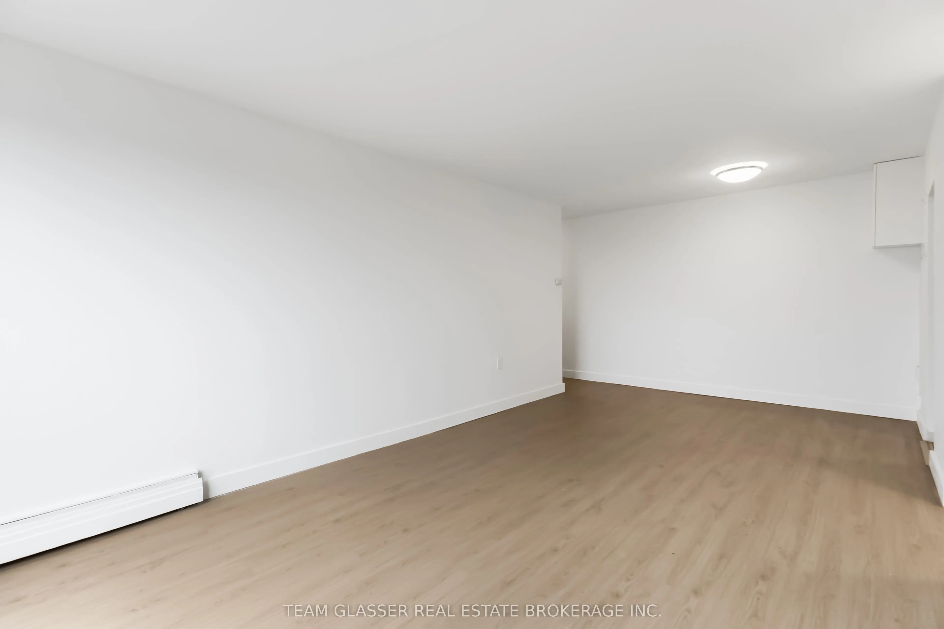 498 Queens Avenue #205