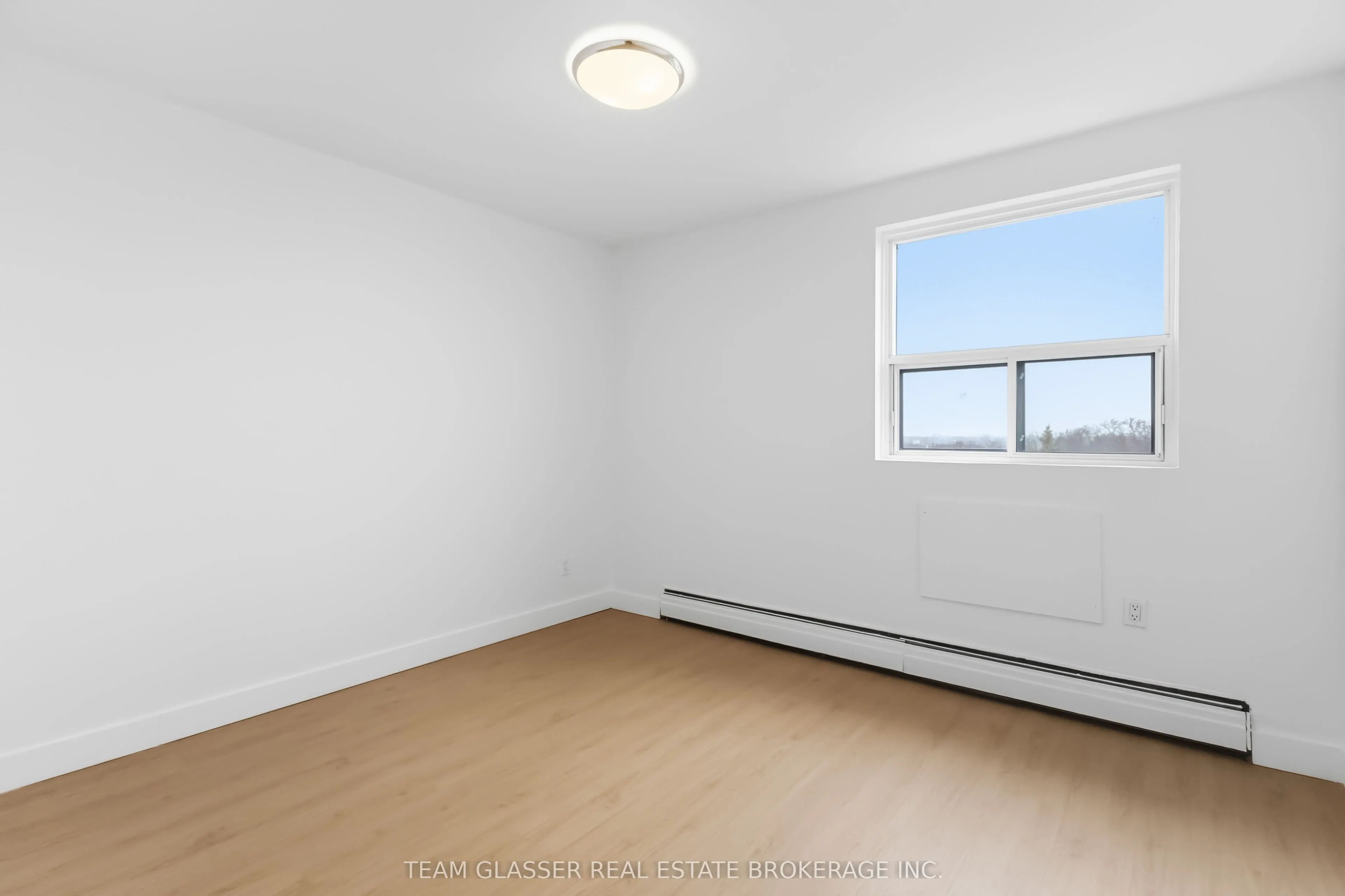 498 Queens Avenue #205
