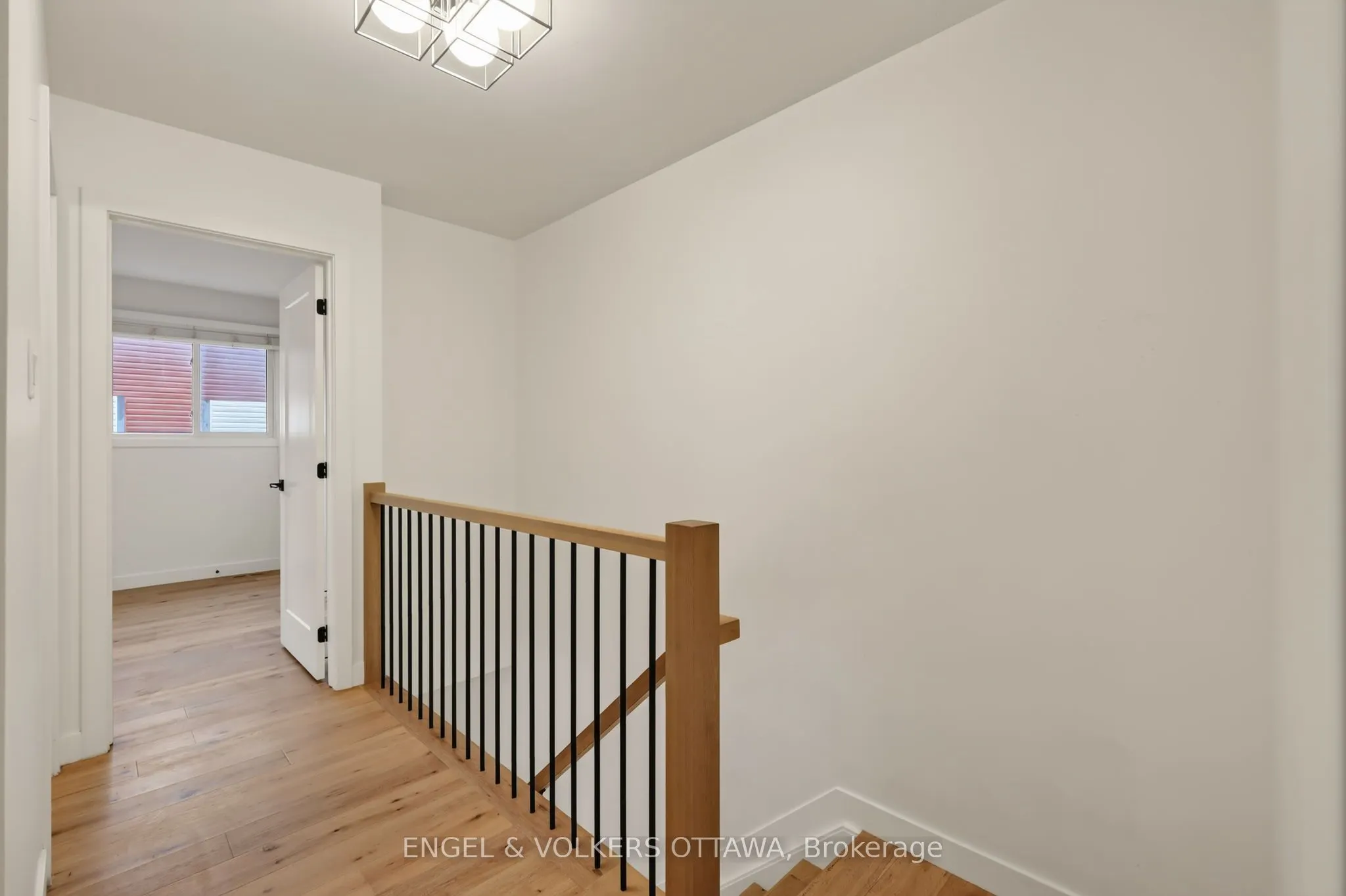 259 Teal Crescent #24