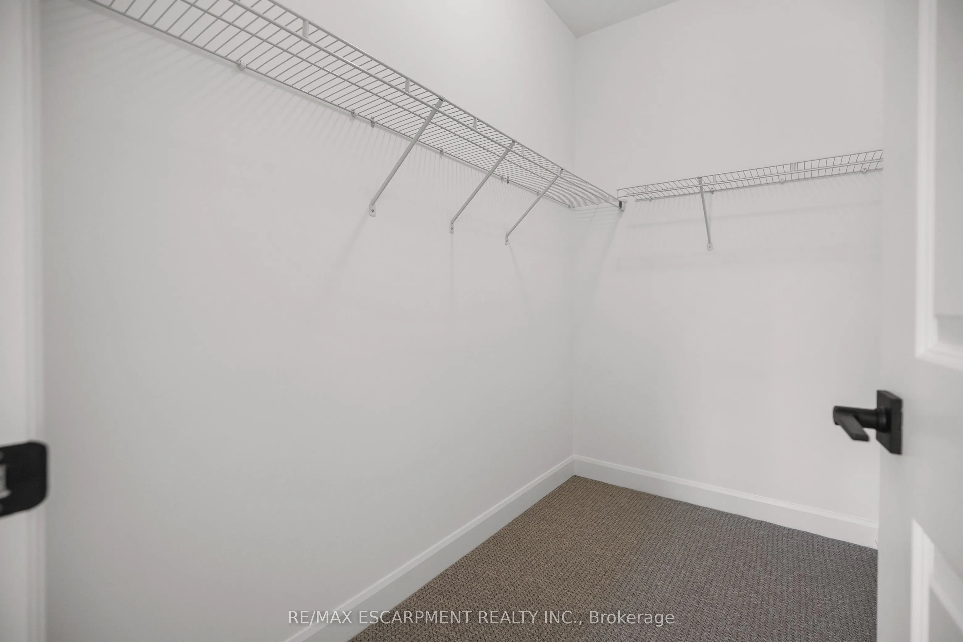 26 Beachwalk Crescent