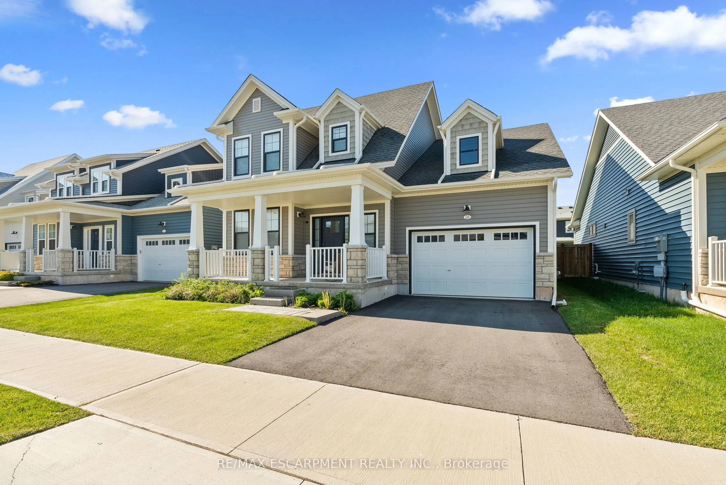 26 Beachwalk Crescent