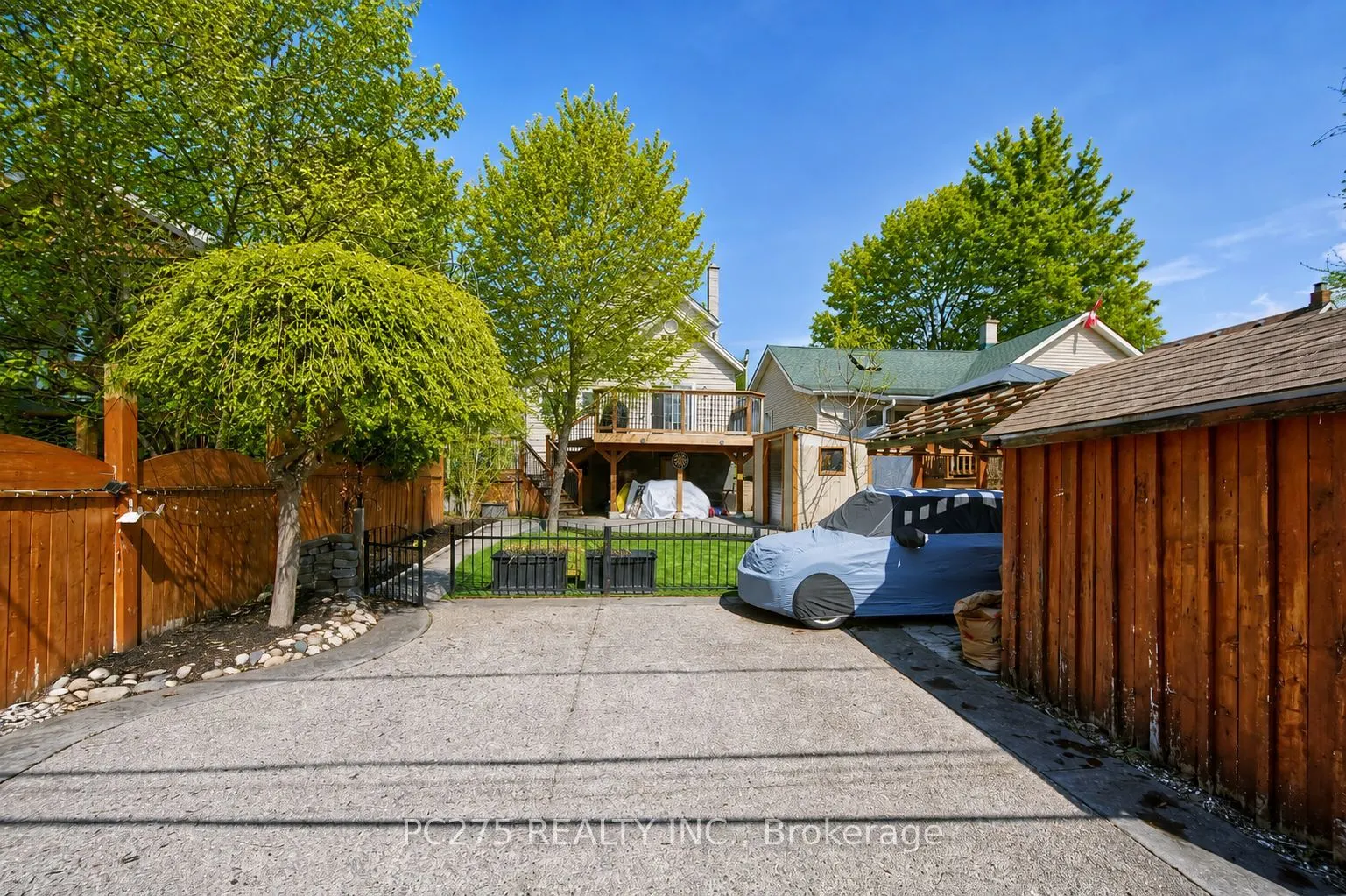 92 Walnut Street