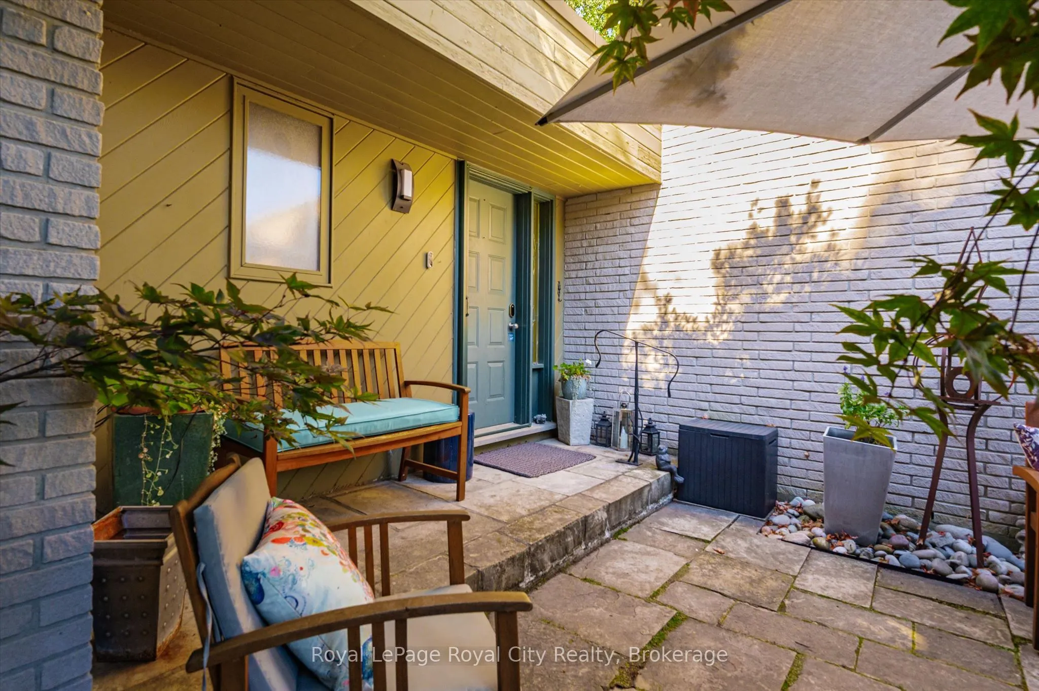 168 South River Road