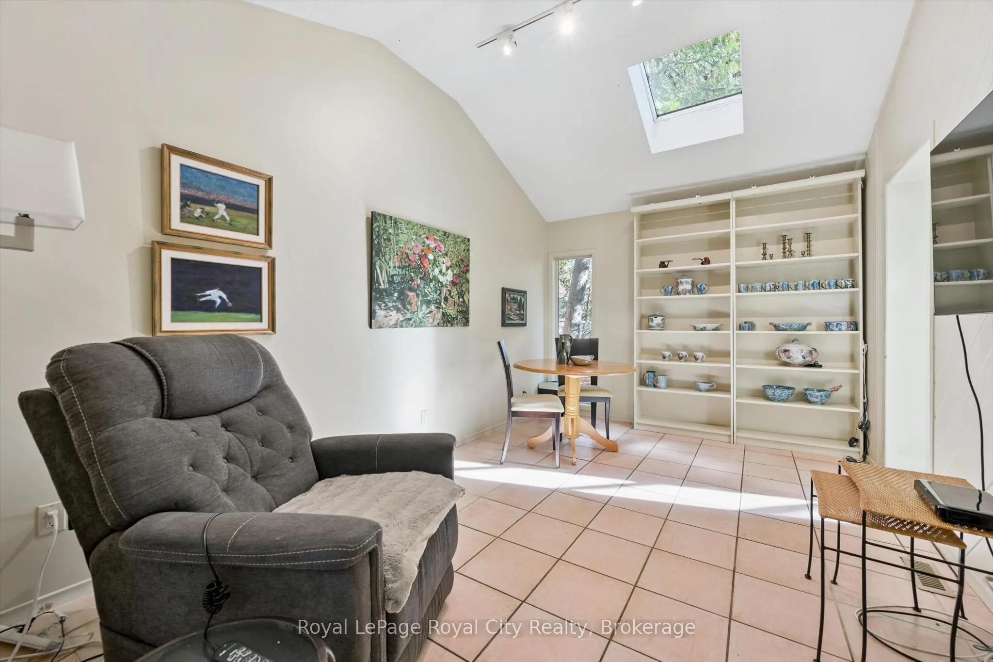 168 South River Road