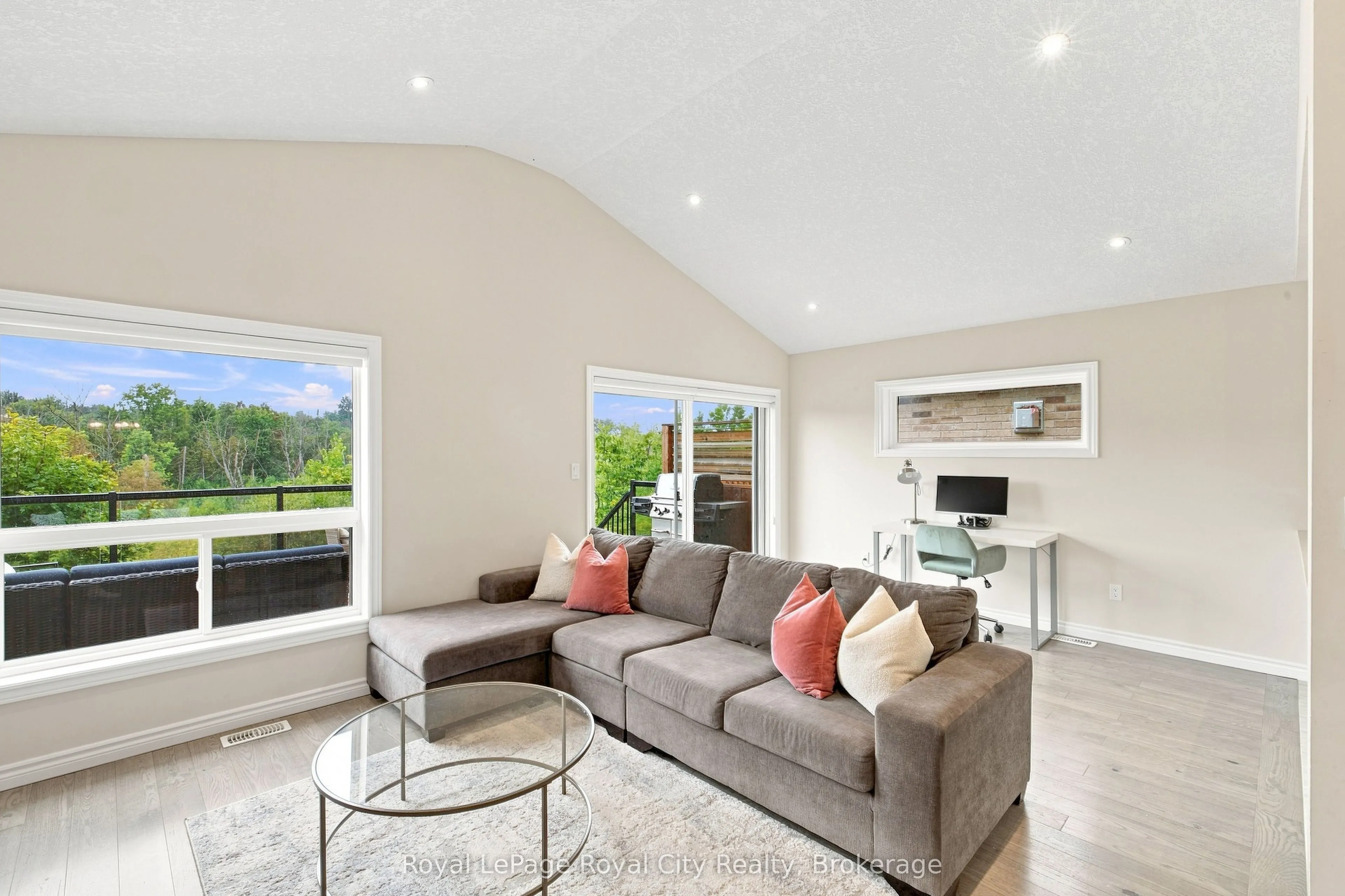 558 Starwood Drive