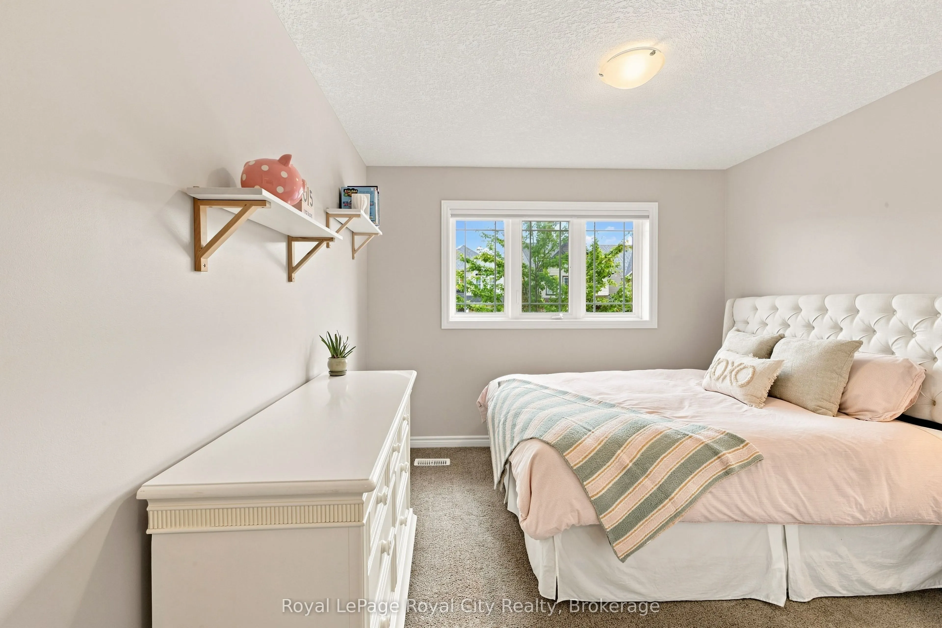 558 Starwood Drive