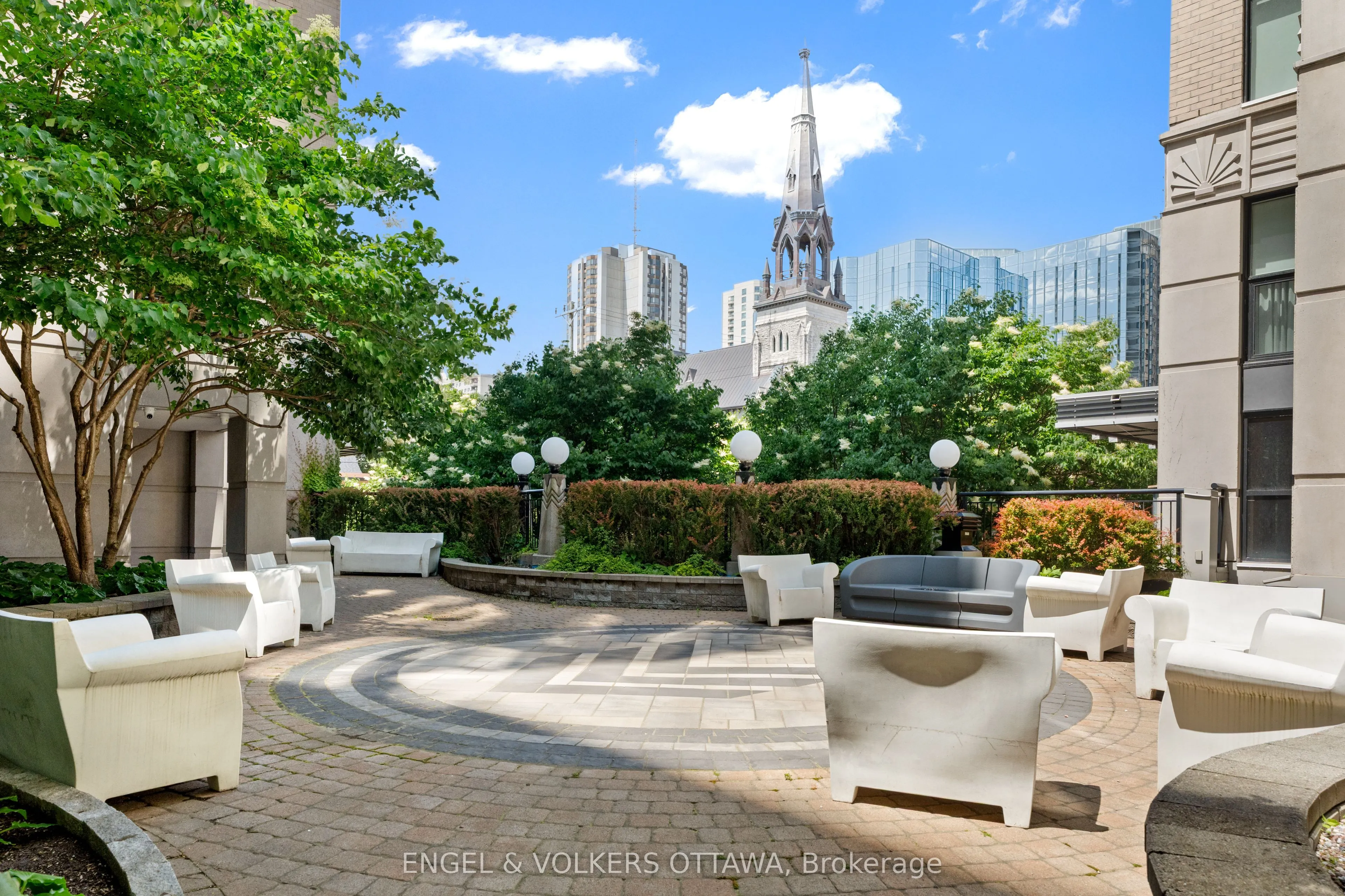 235 Kent Street #711