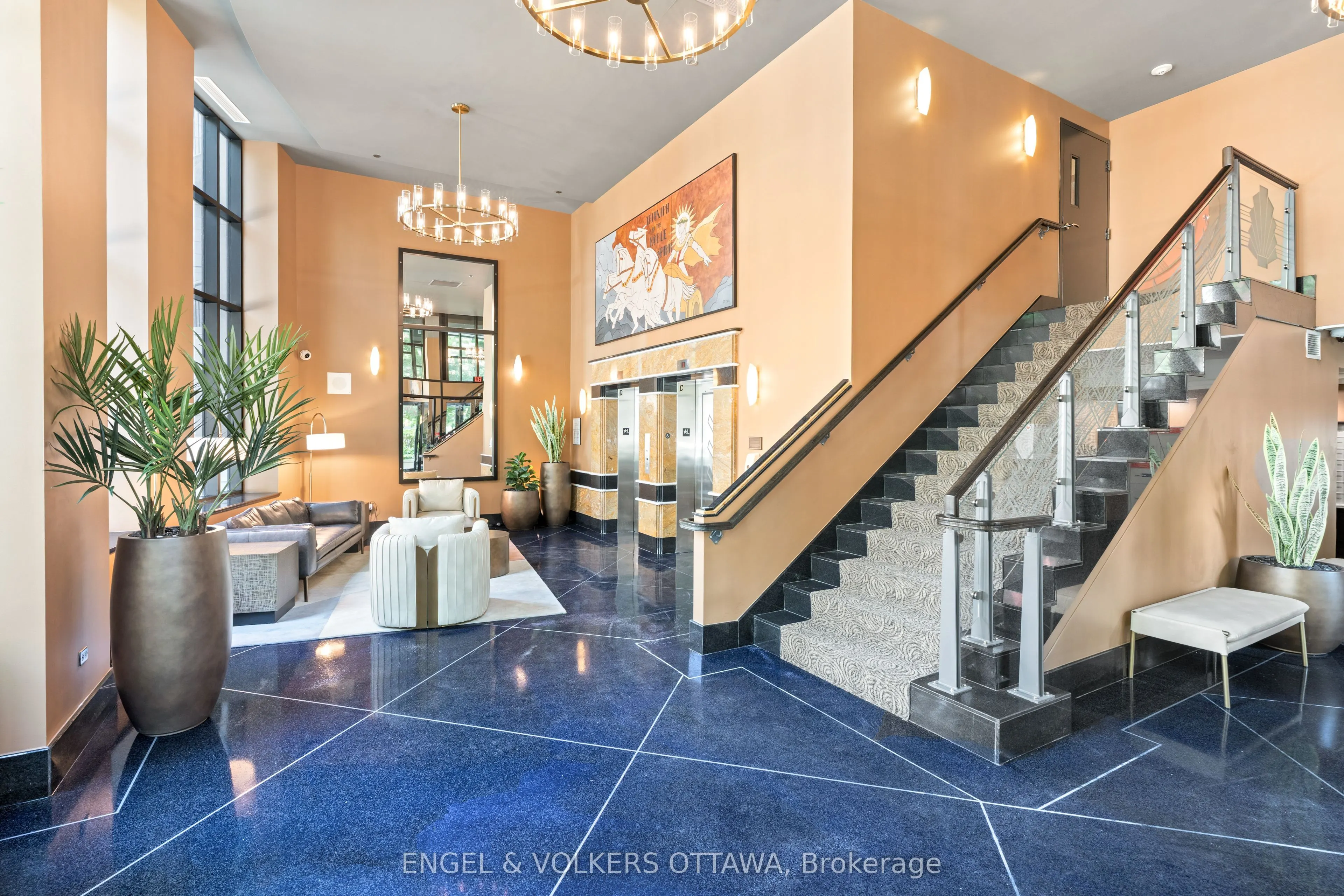 235 Kent Street #711