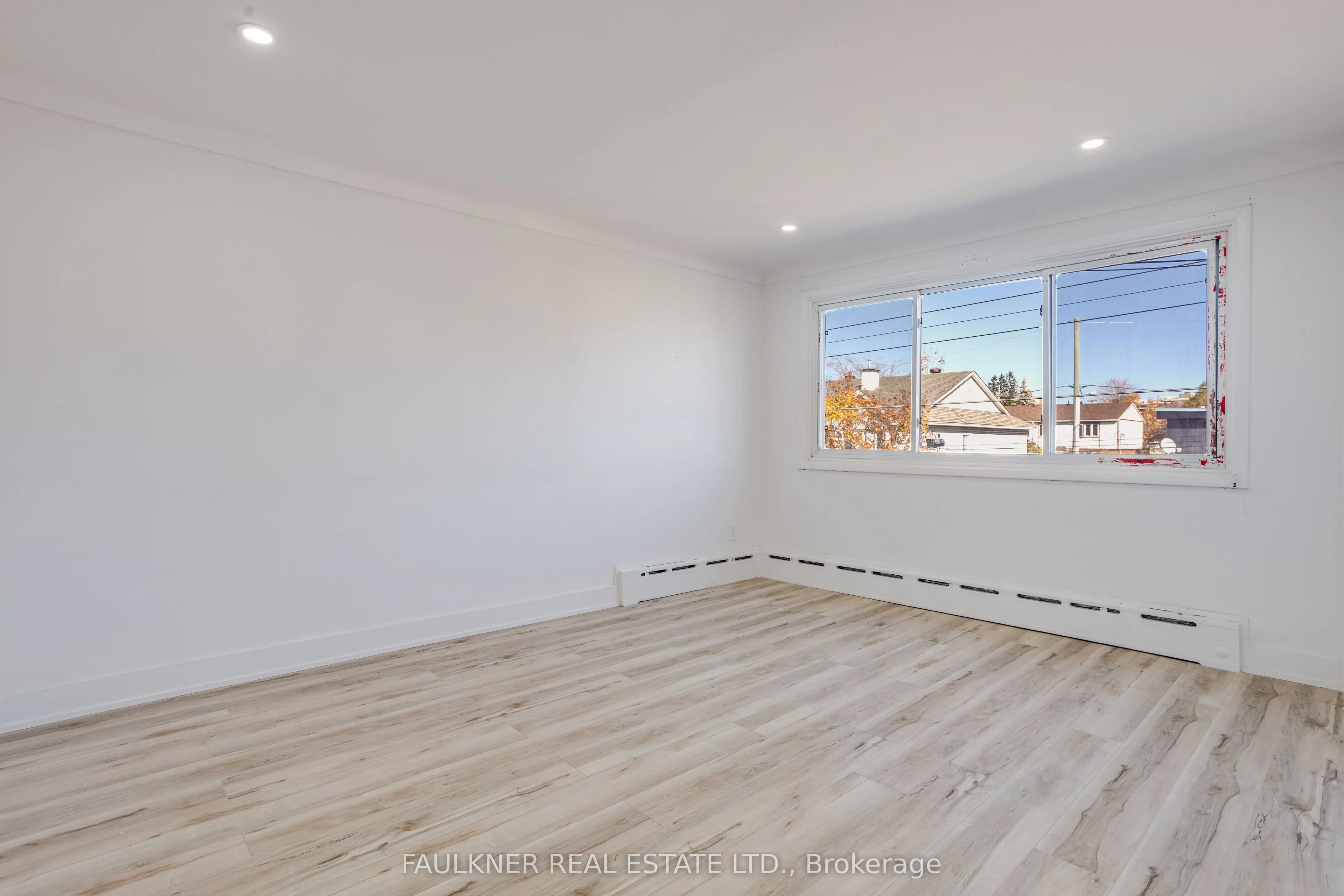 310 Cyr Avenue #6