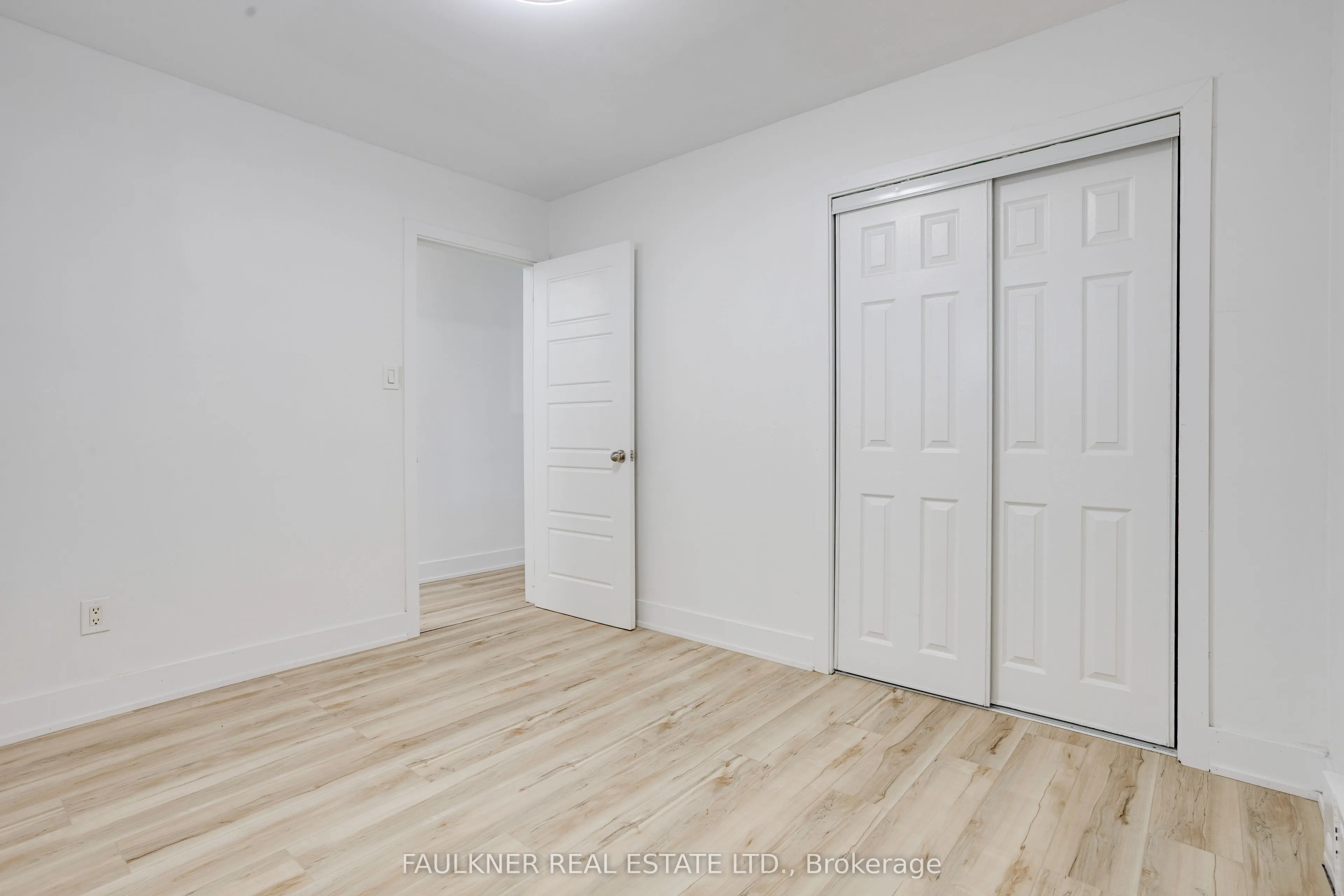 310 Cyr Avenue #6