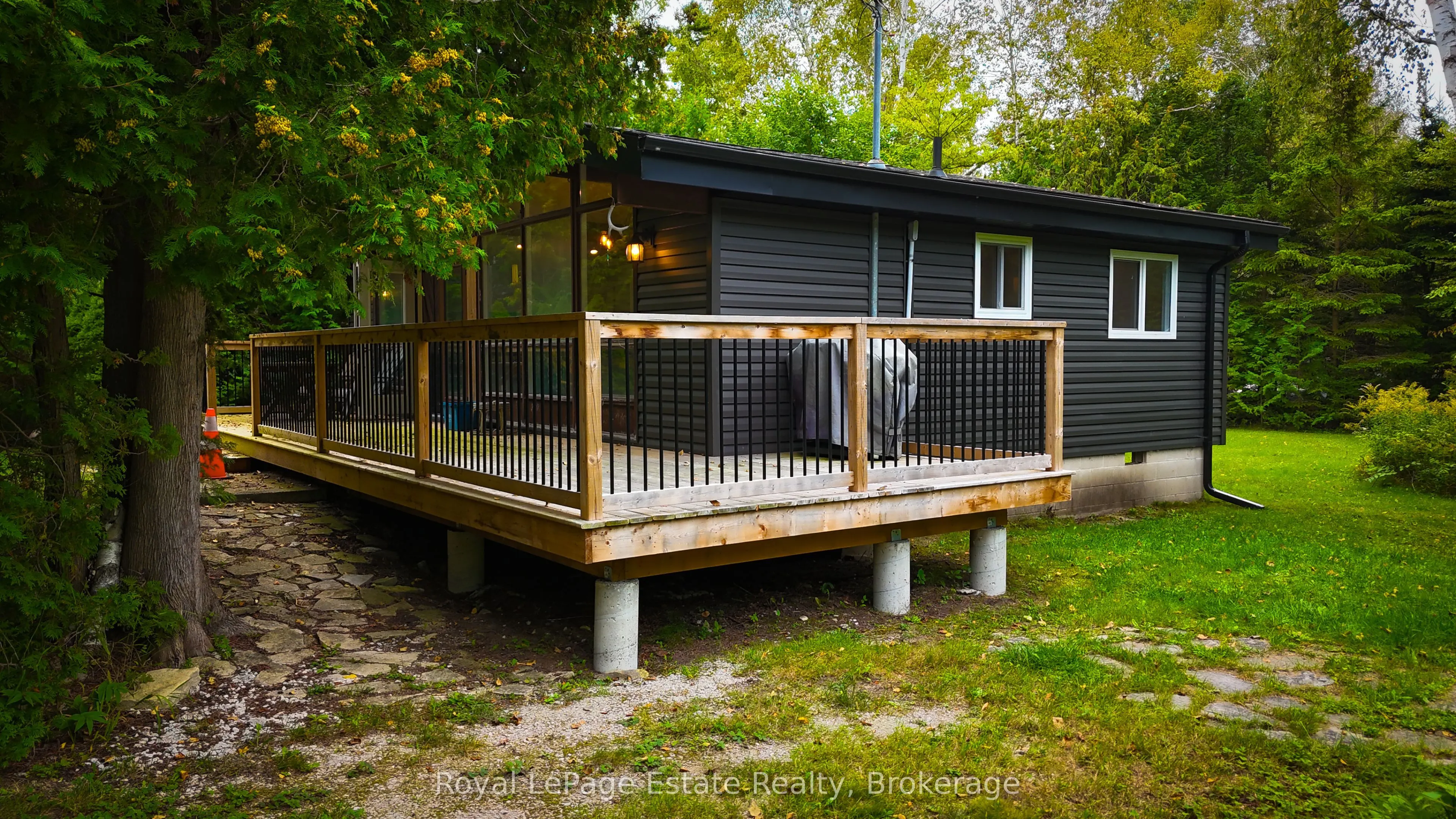 24 Fiddlehead Lane