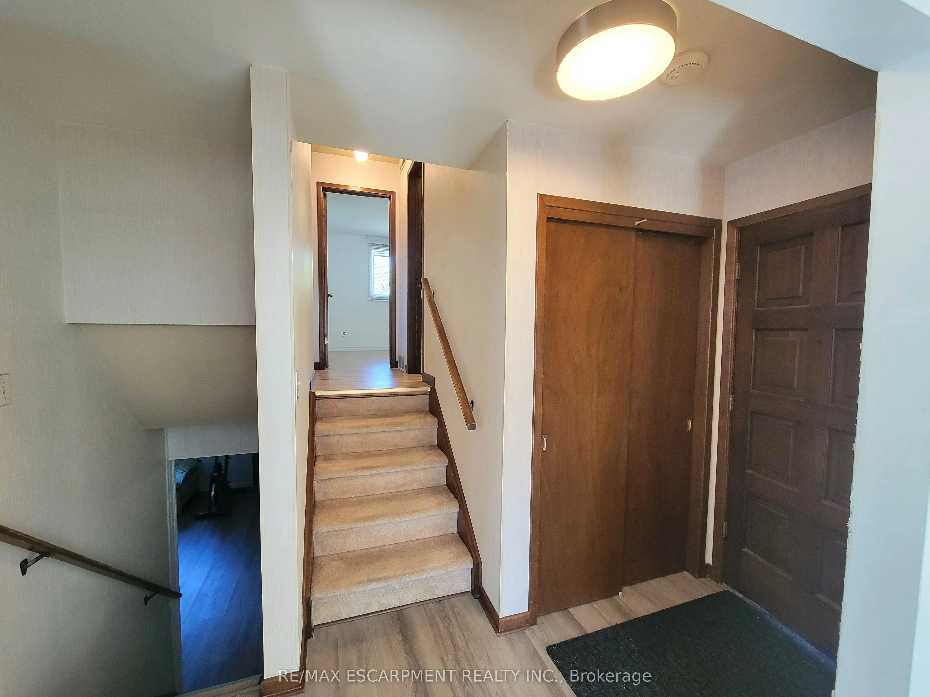 9 Charleen Circle #Main