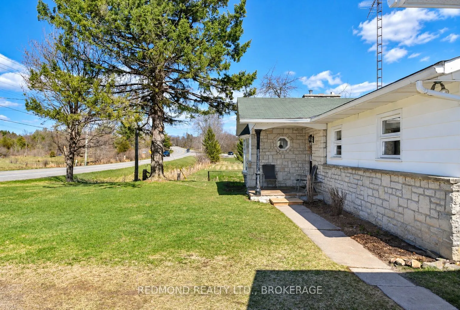 1319 County Rd 2 Road