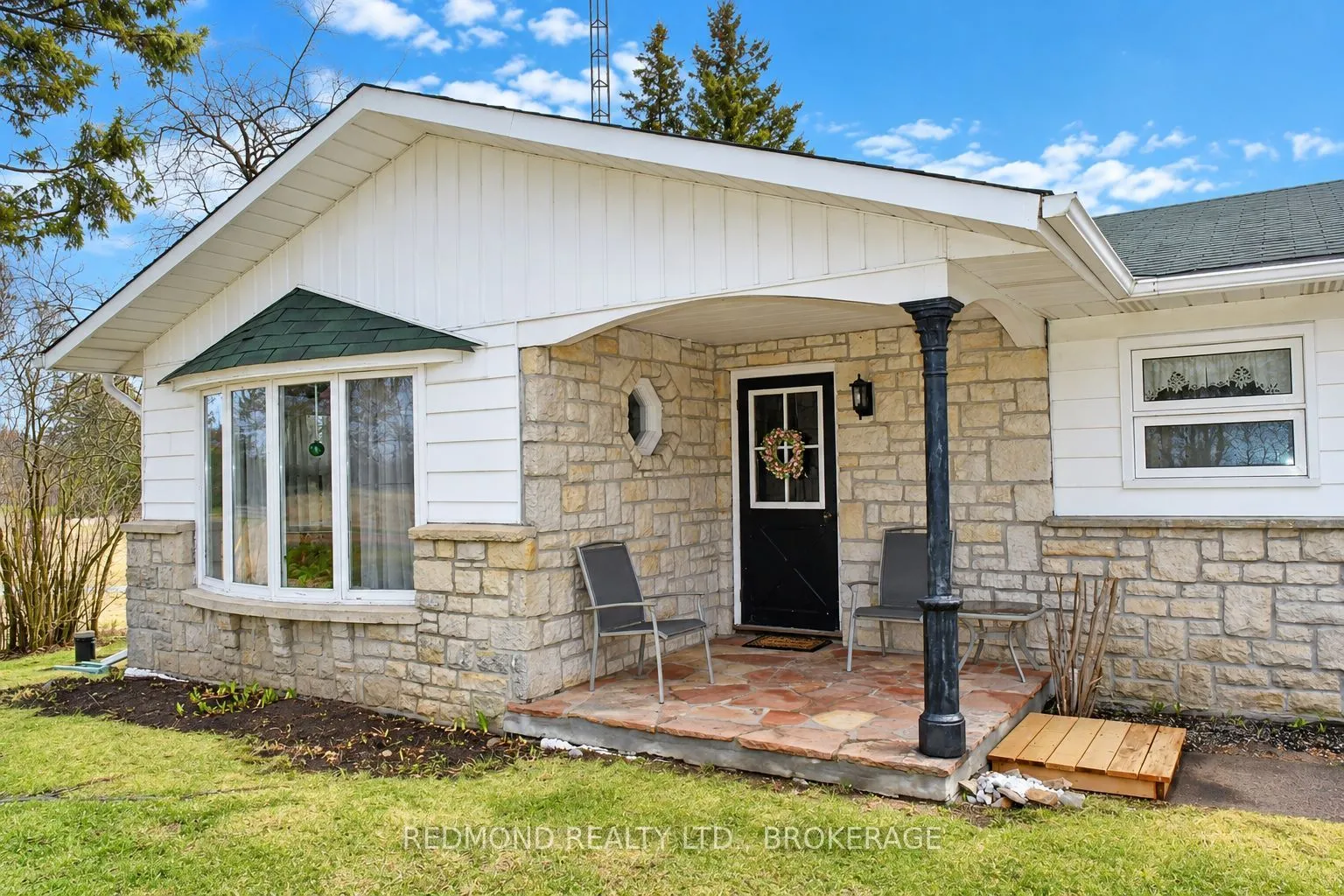 1319 County Rd 2 Road