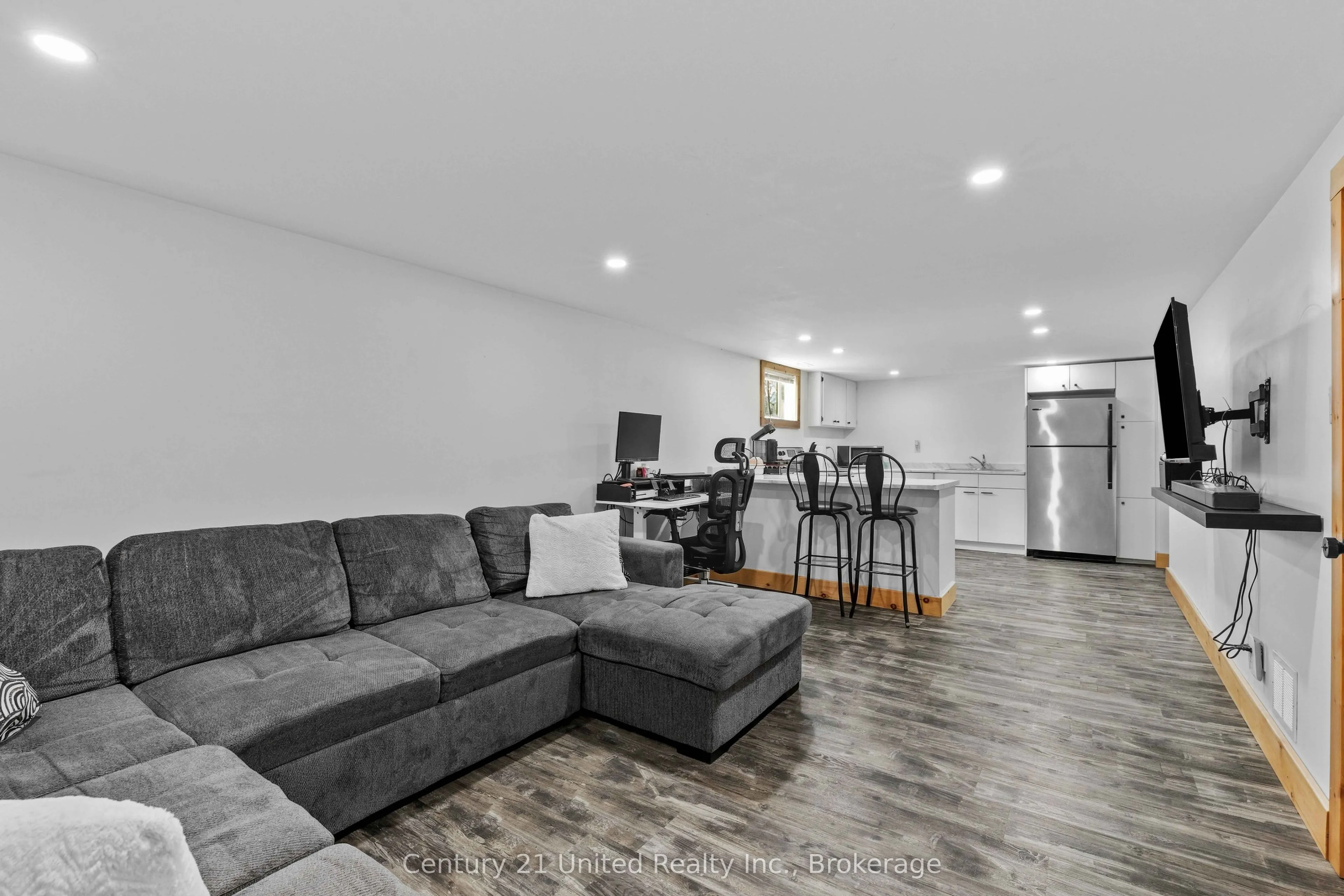 673 Frank Street