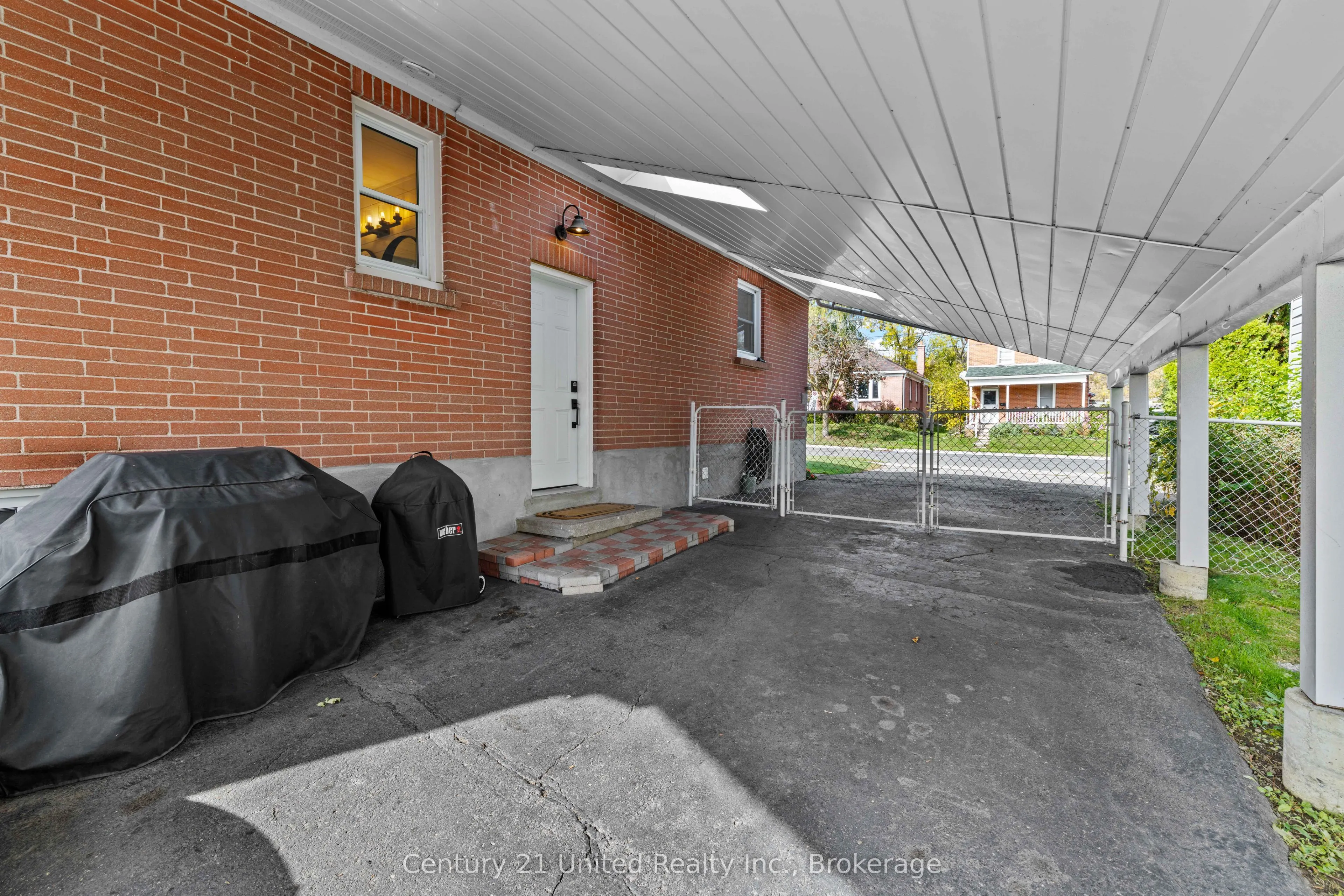673 Frank Street