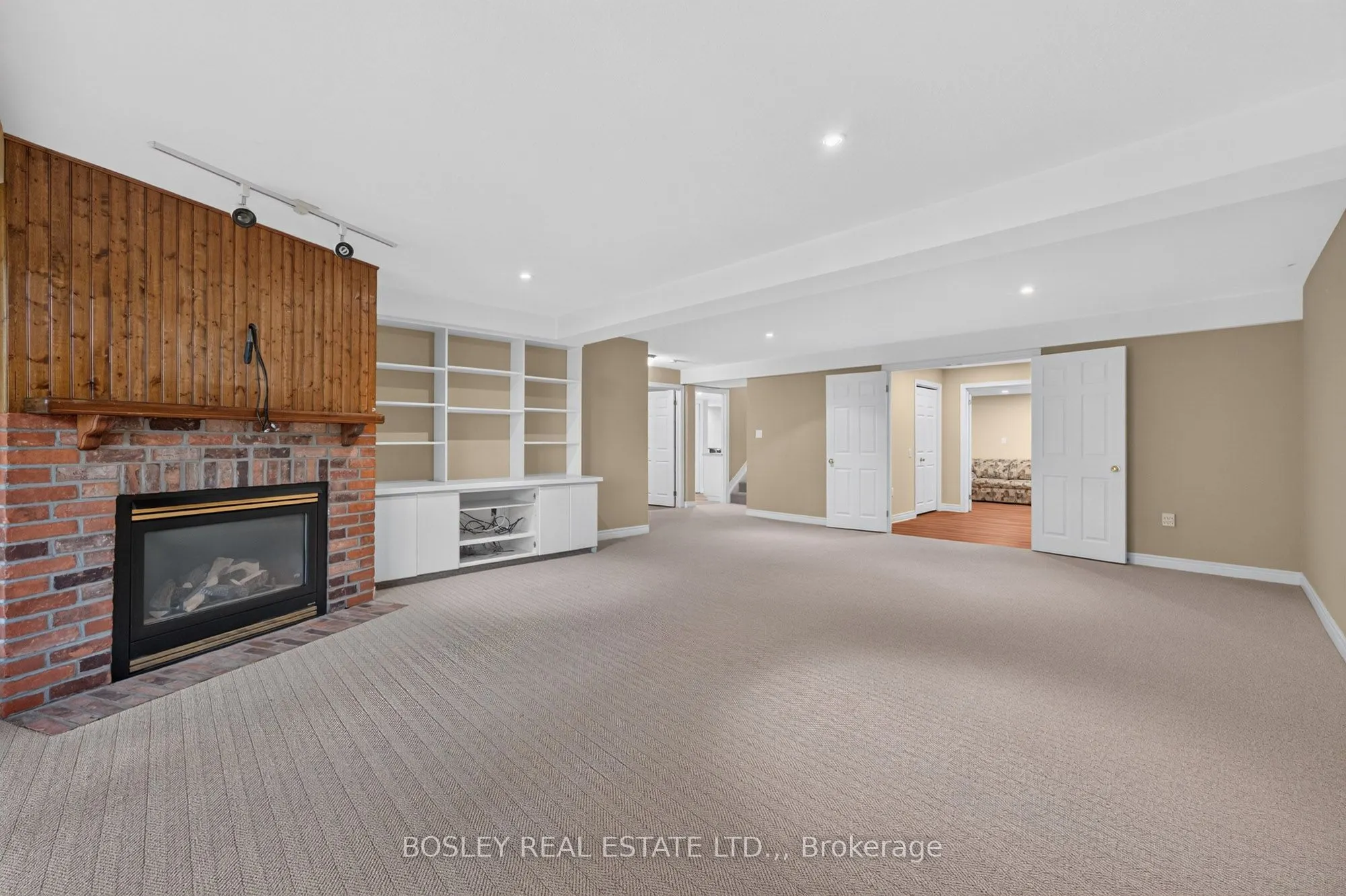 58 Glendale Avenue #12