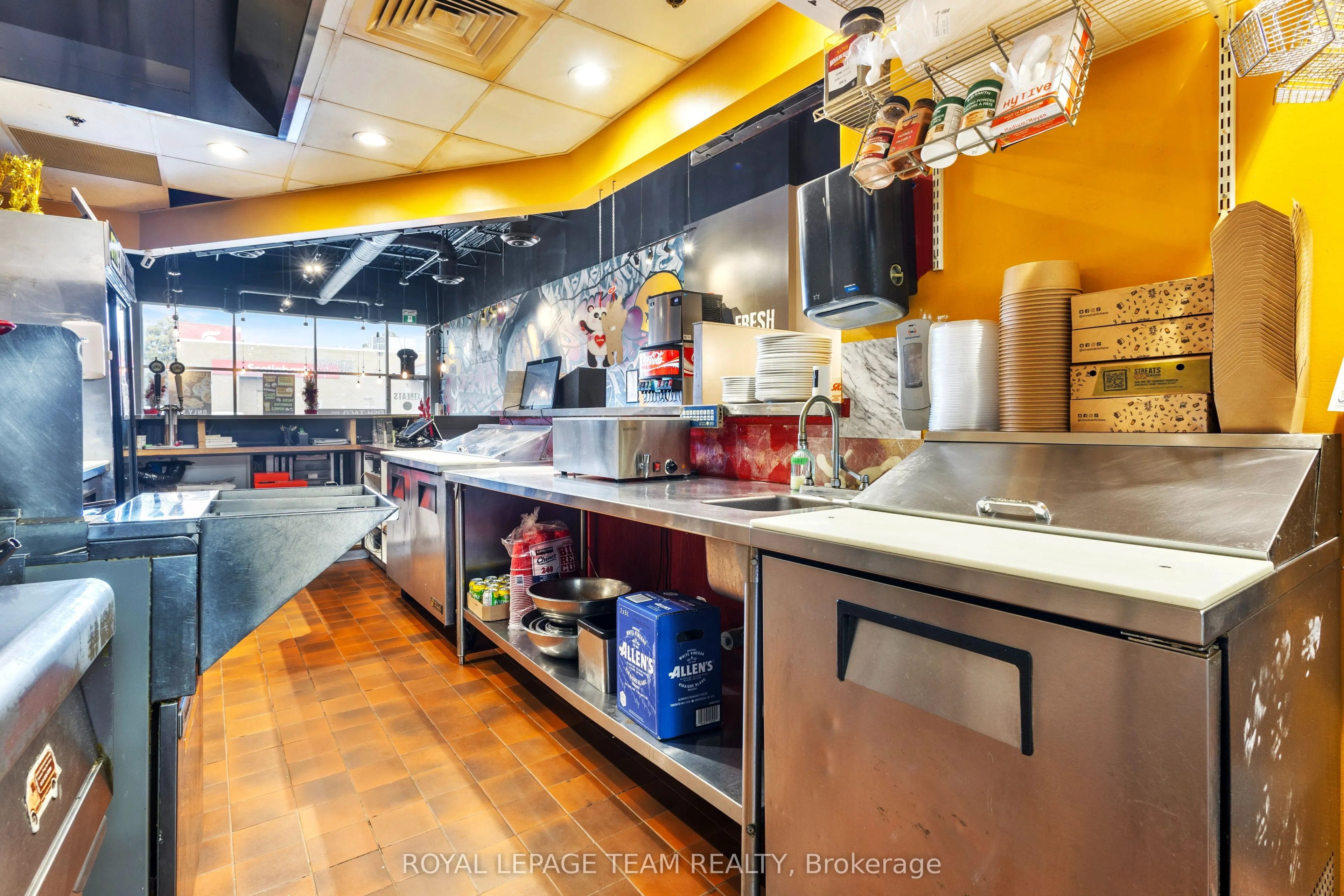 484 Hazeldean Road ##7