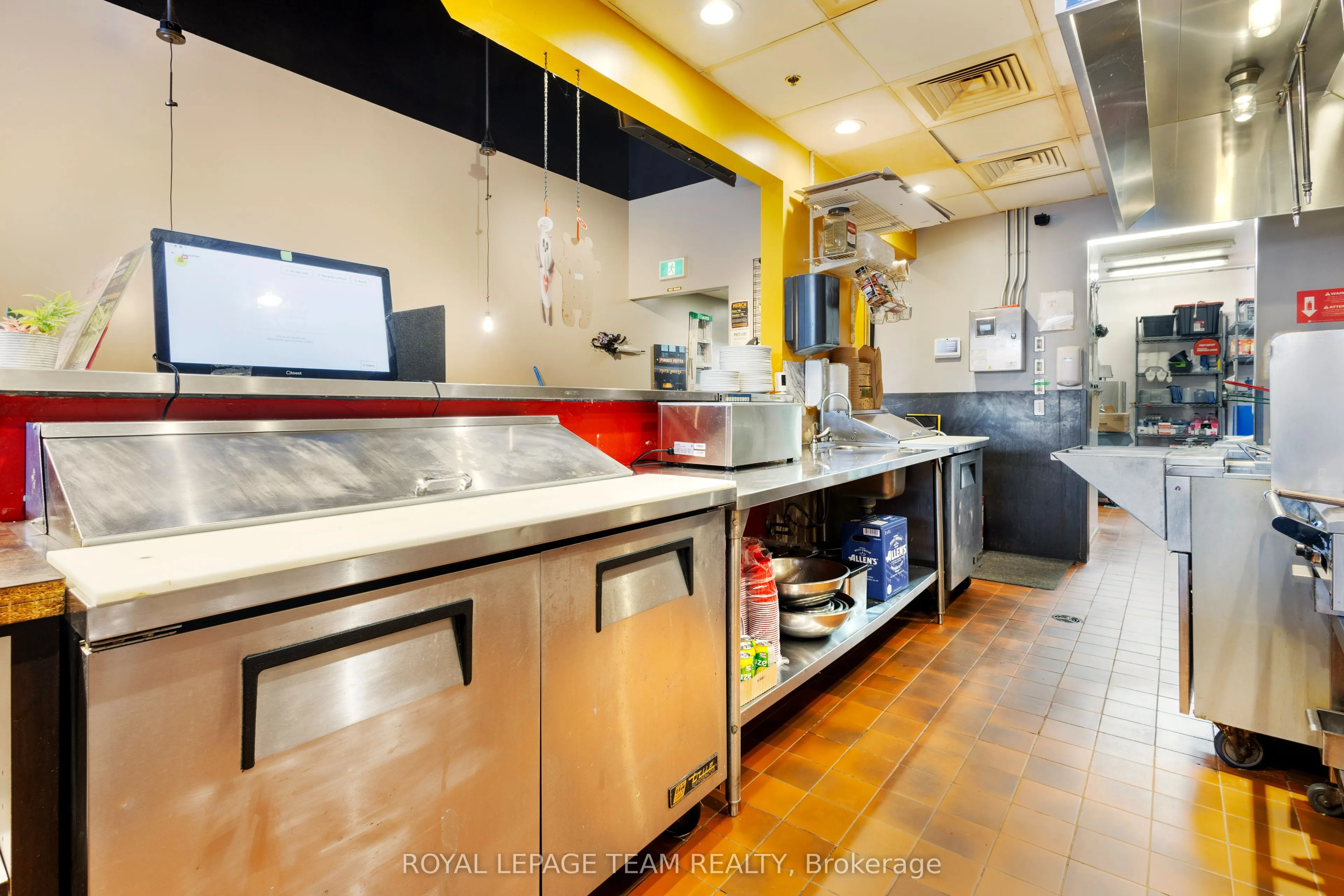 484 Hazeldean Road ##7