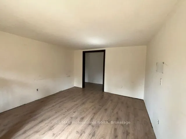 3044 Gelert Road