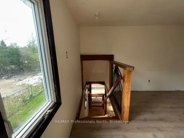 3044 Gelert Road